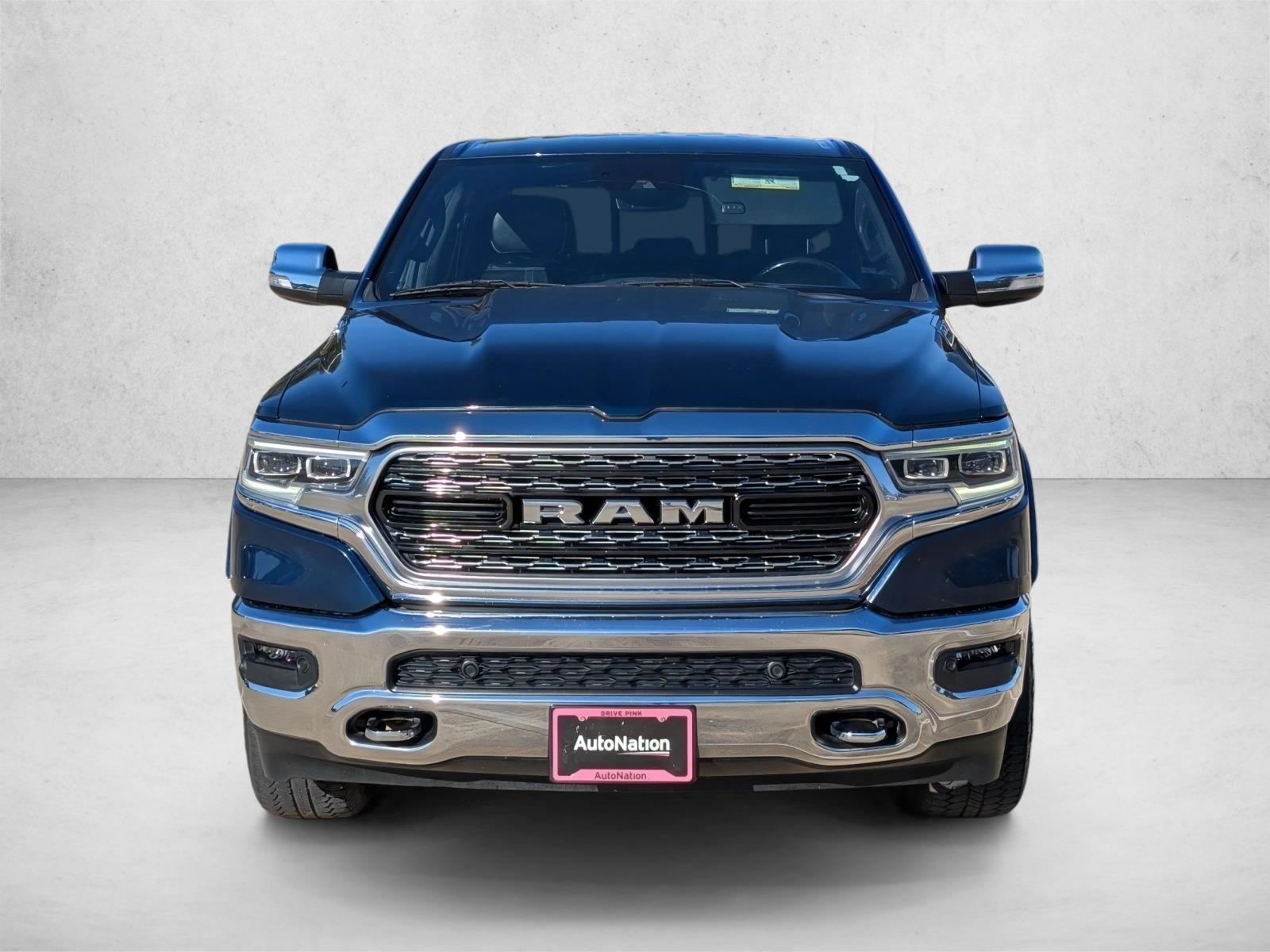 2022 Ram 1500 Limited photo 2