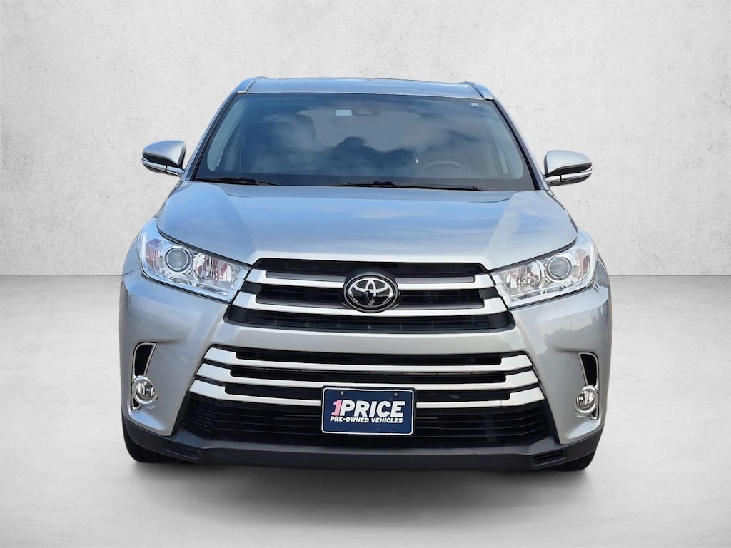 Used 2019 Toyota Highlander XLE Sport Utility