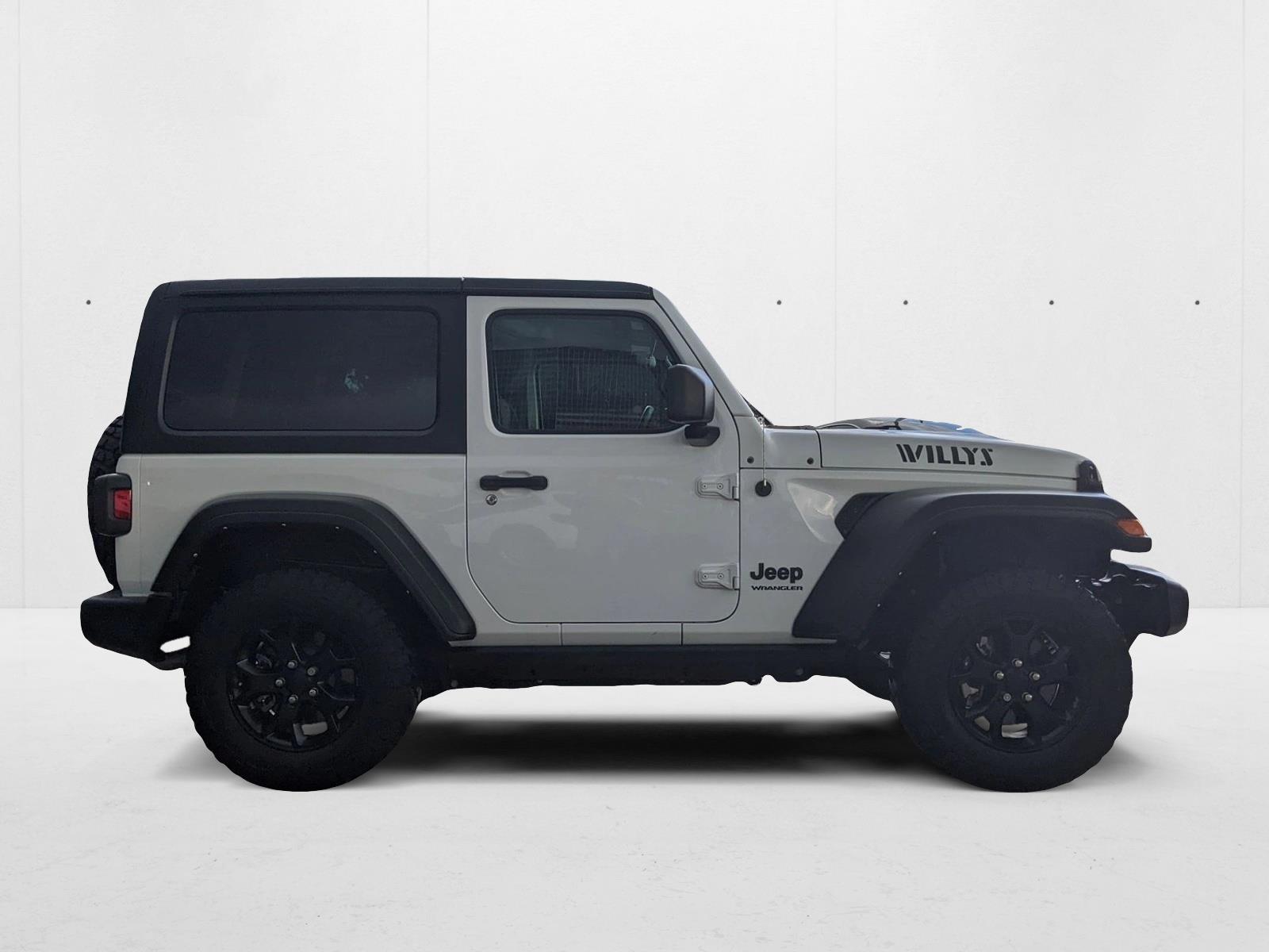 2021 Jeep Wrangler Willys Sport photo 4