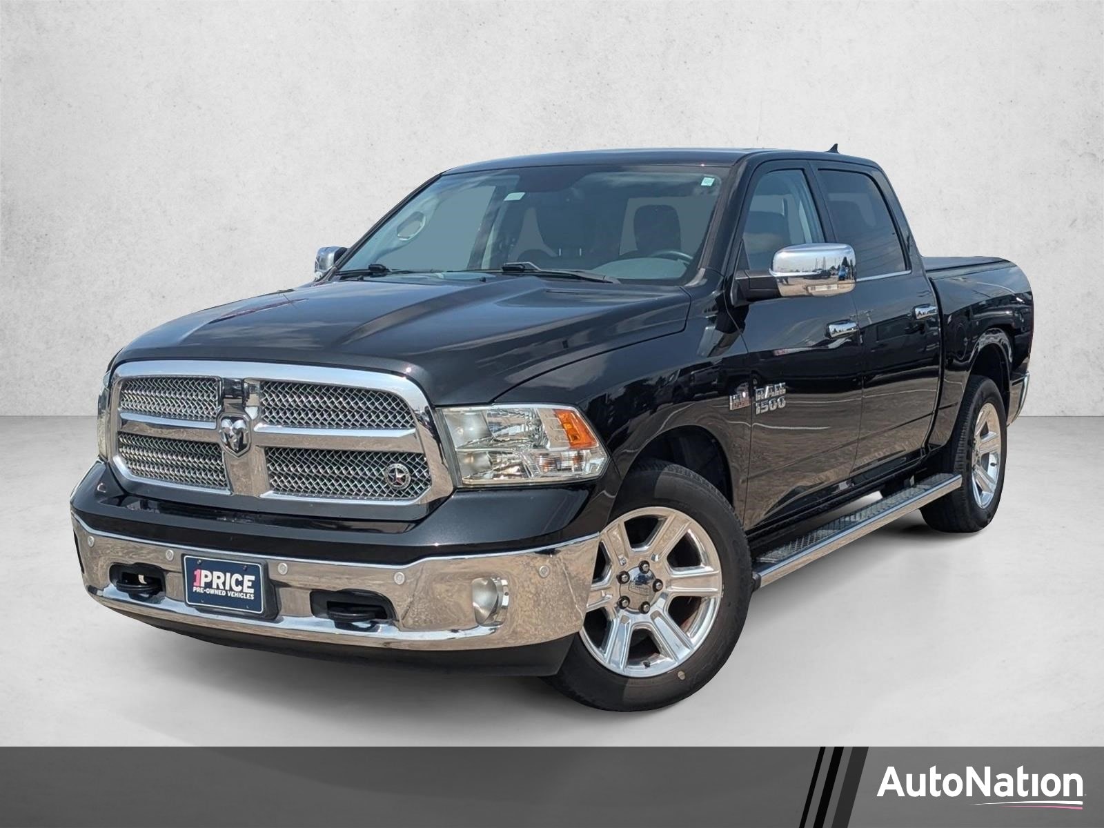2018 RAM 1500 Lone Star Silver Crew Cab 5'7's photo