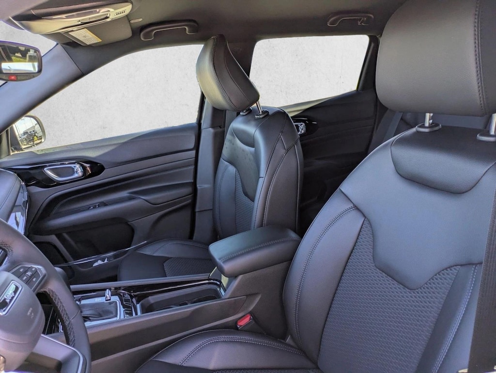 New 2026 Jeep Compass Latitude Altitude SUV