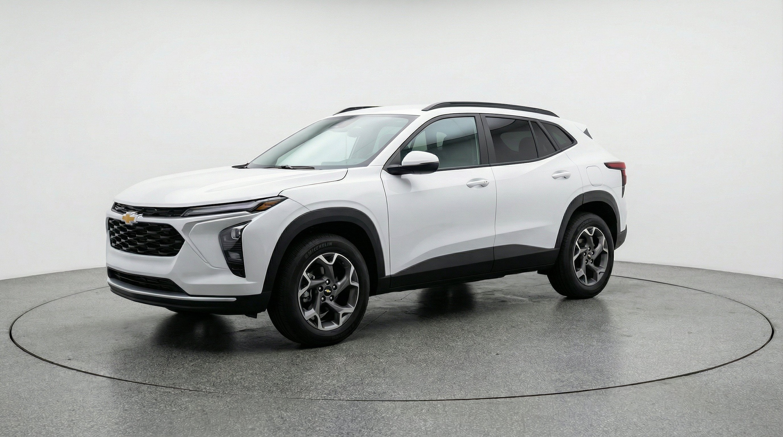 Thumbnail: 2025 Chevrolet Trax - 3