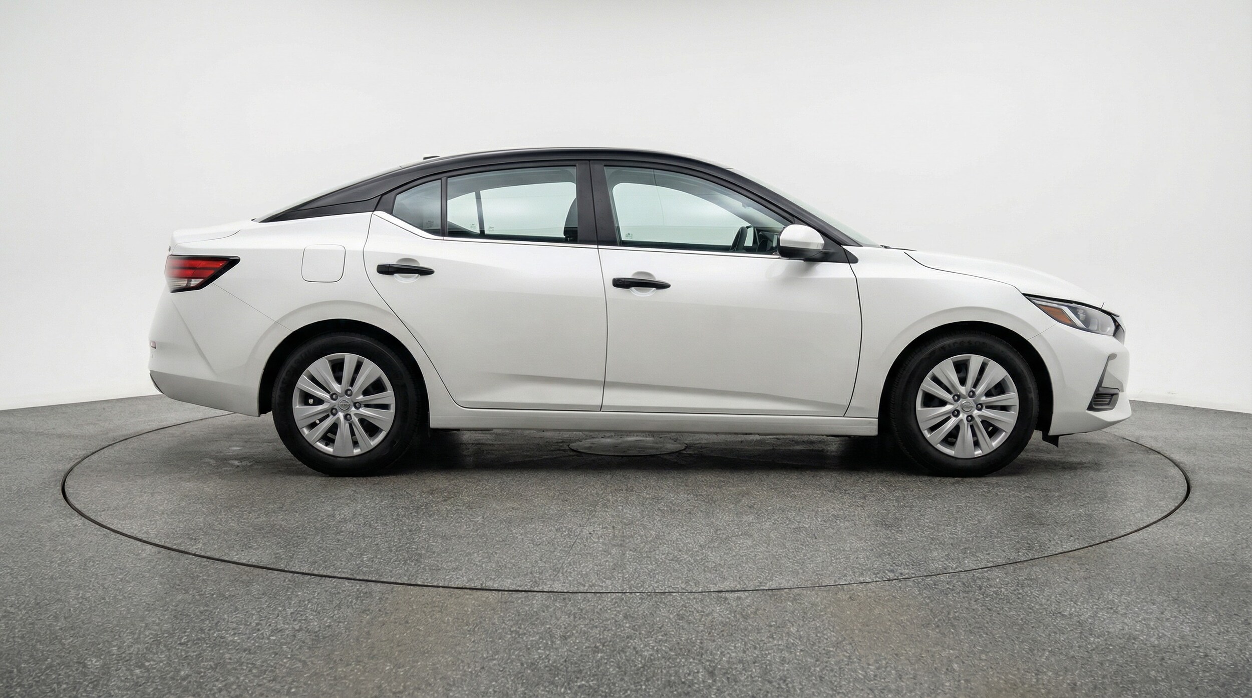 Thumbnail: 2025 Nissan Sentra - 8