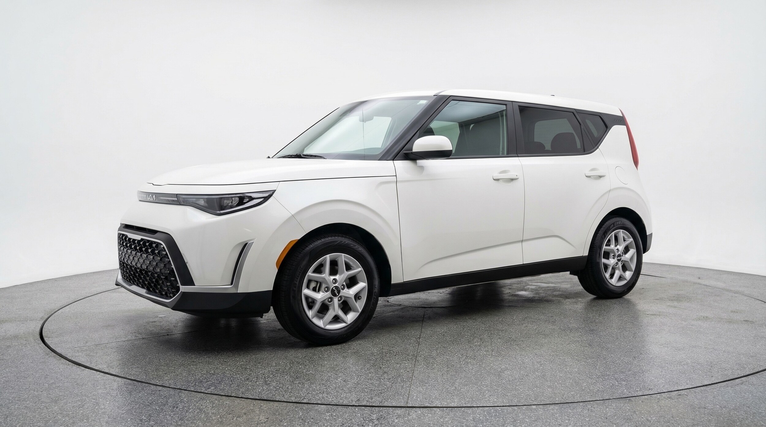 Thumbnail: 2025 Kia Soul - 3