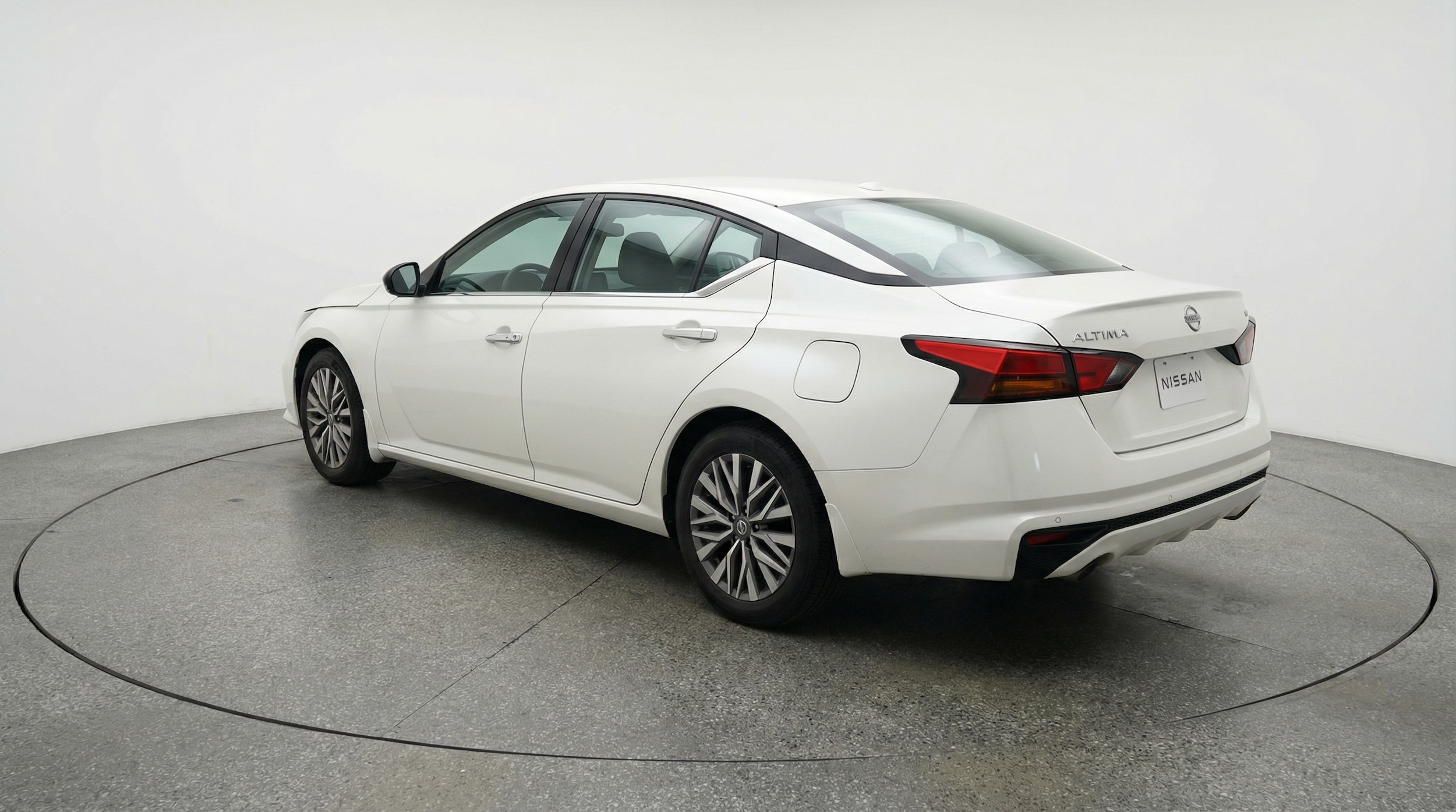 Thumbnail: 2025 Nissan Altima - 5