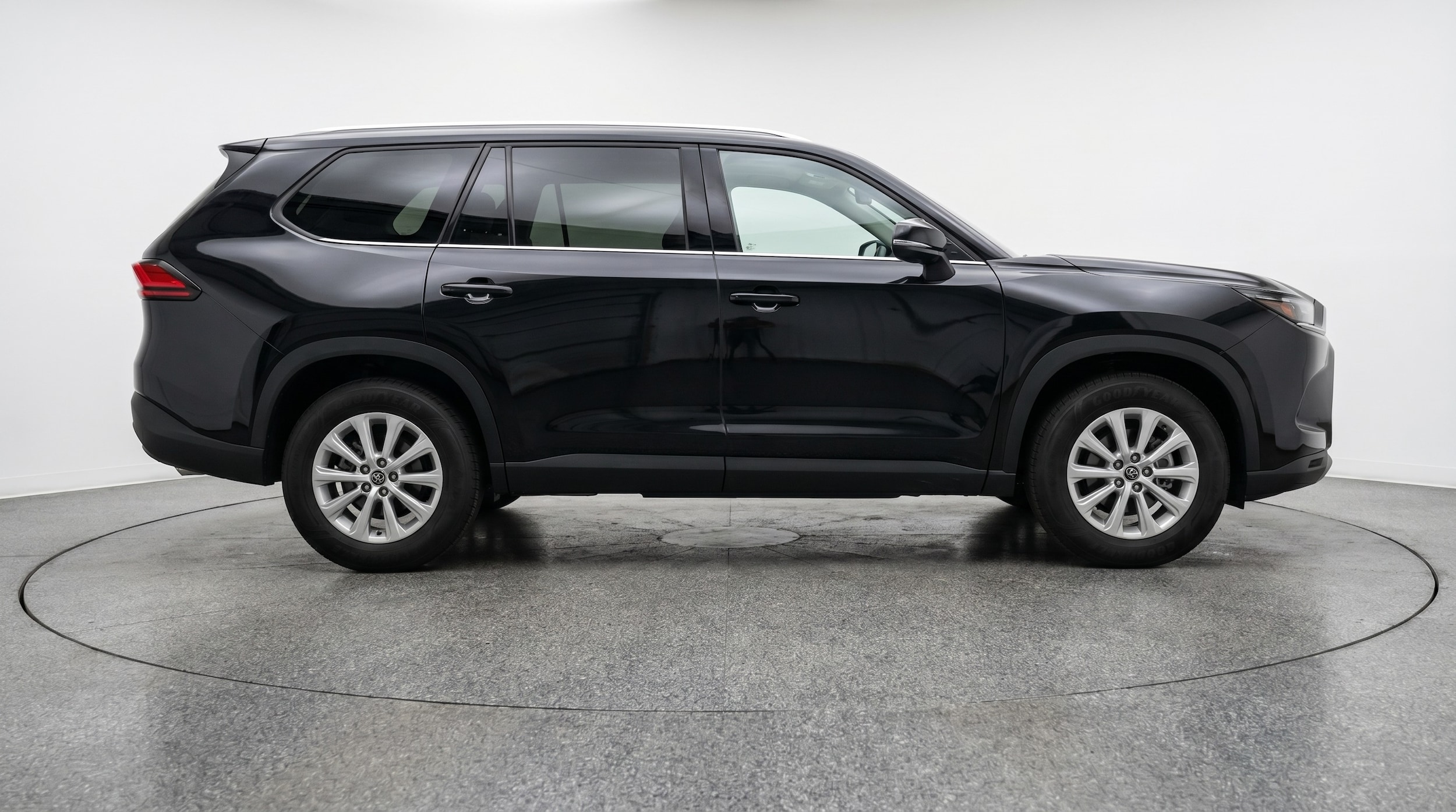 Thumbnail: 2025 Toyota Grand Highlander - 8
