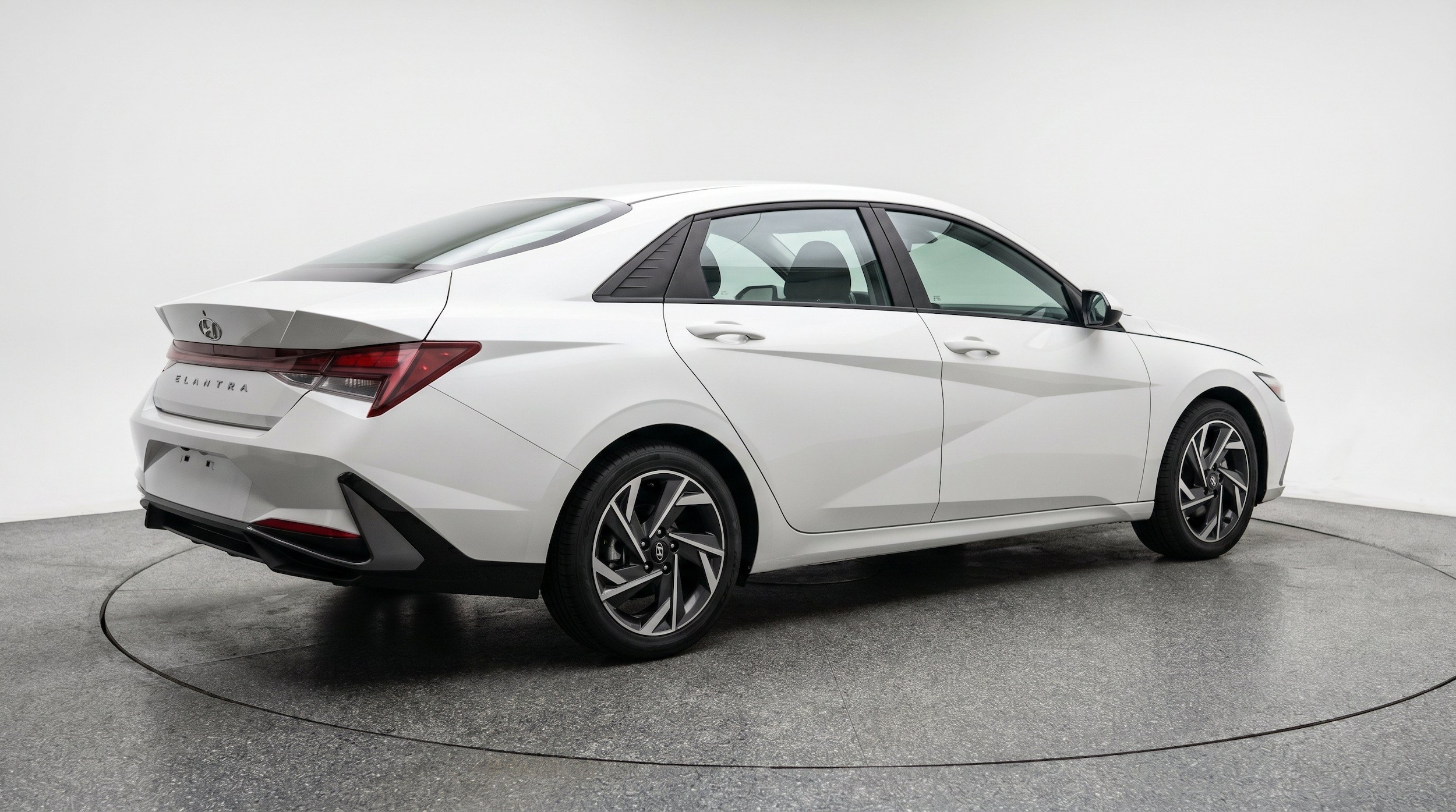 Thumbnail: 2025 Hyundai Elantra - 9