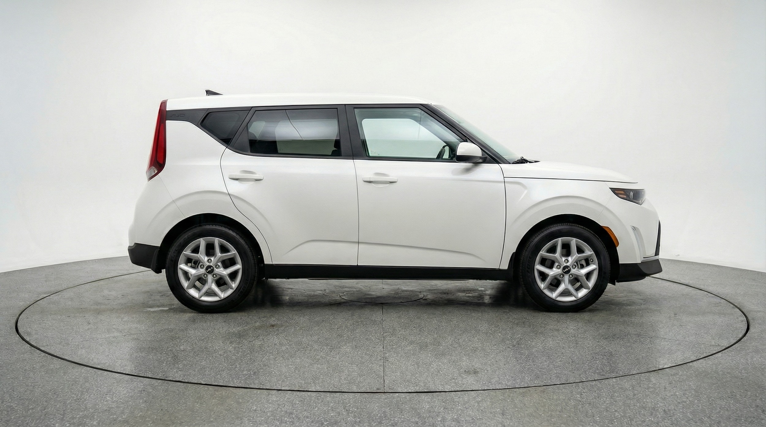 Thumbnail: 2025 Kia Soul - 8