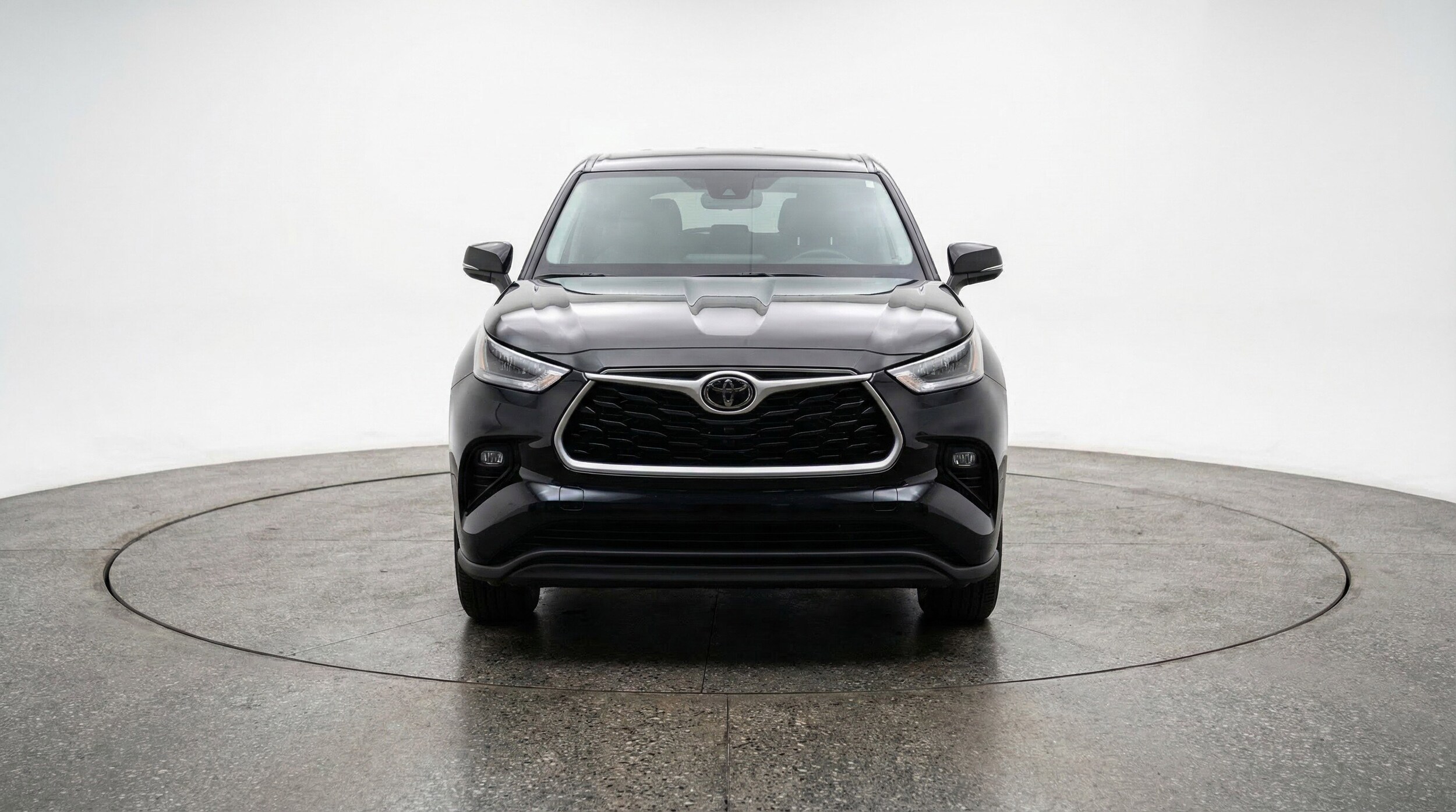 Thumbnail: 2025 Toyota Highlander - 2
