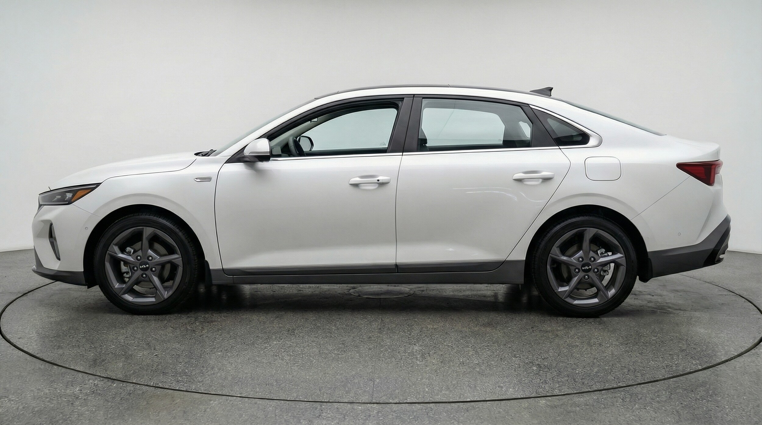 Thumbnail: 2025 Kia K4 - 4