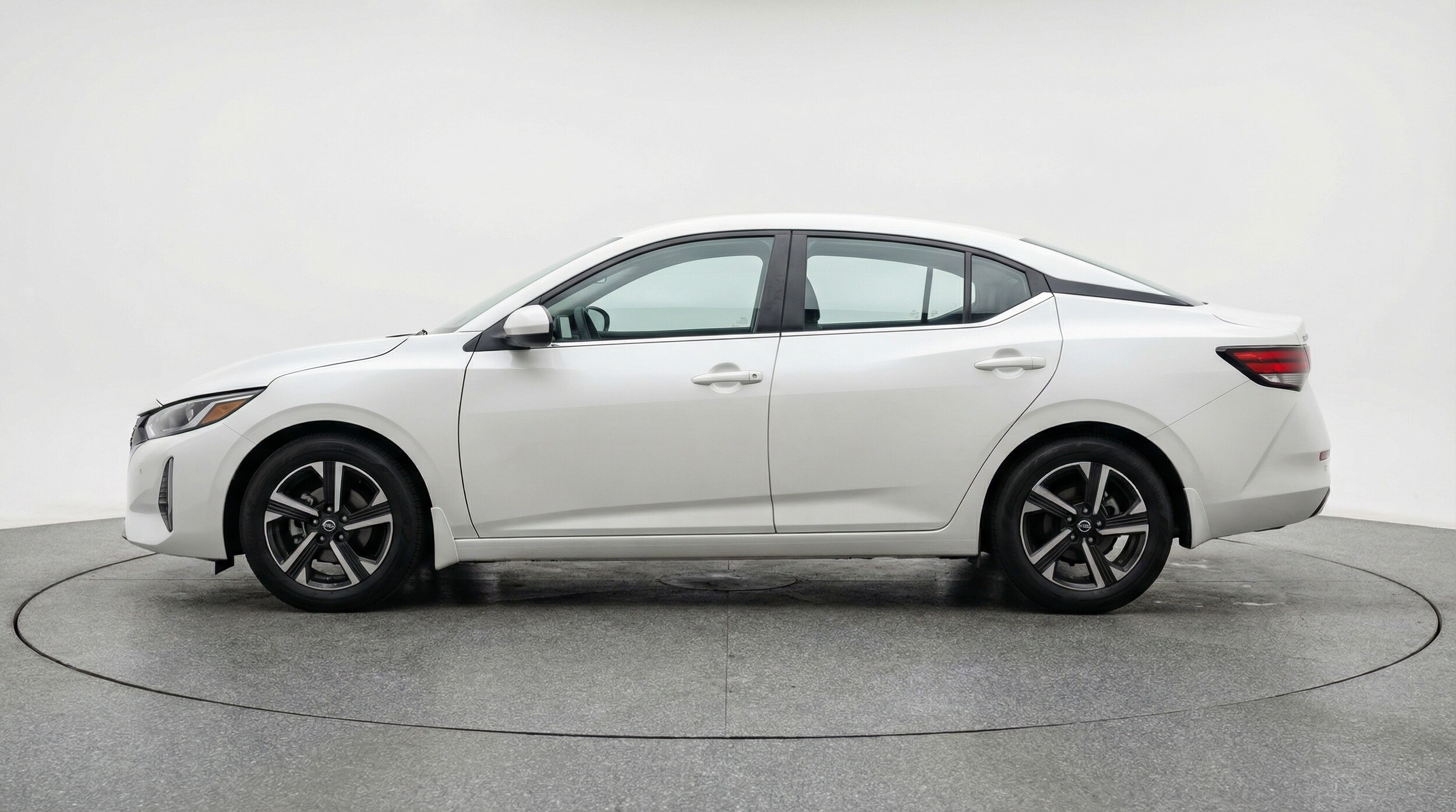 Thumbnail: 2025 Nissan Sentra - 4