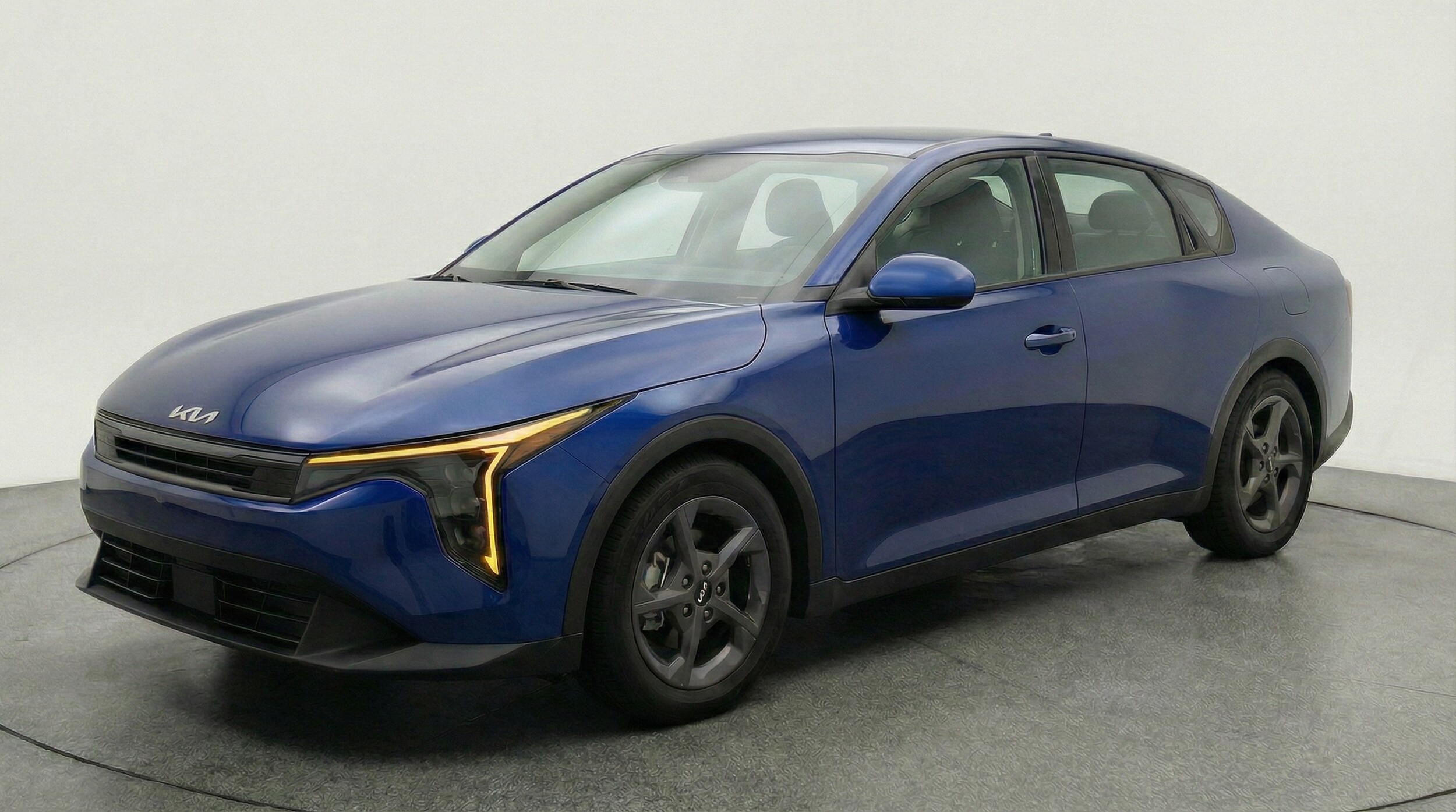 Thumbnail: 2025 Kia K4 - 3