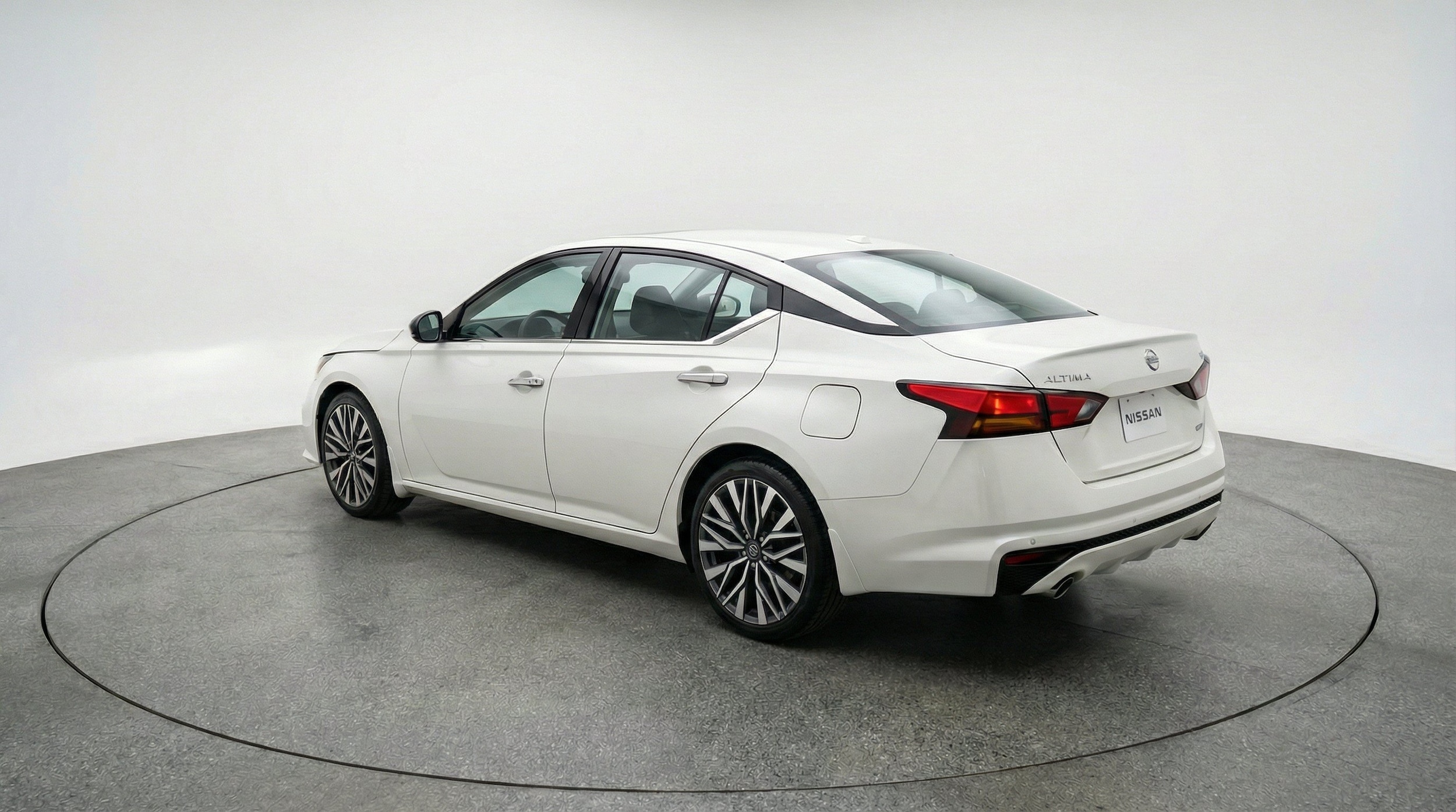 Thumbnail: 2025 Nissan Altima - 6