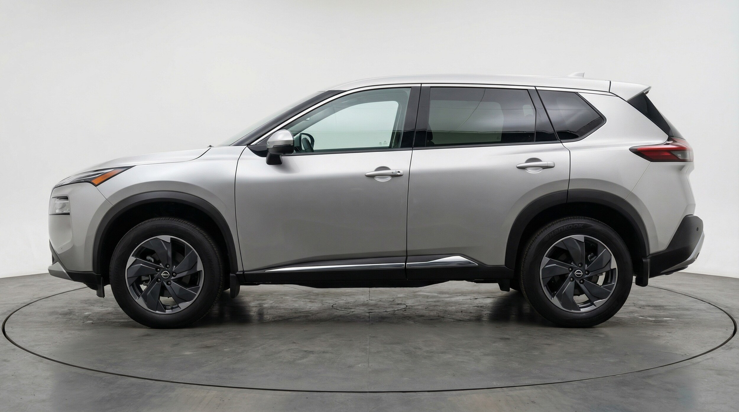 Thumbnail: 2025 Nissan Rogue - 4