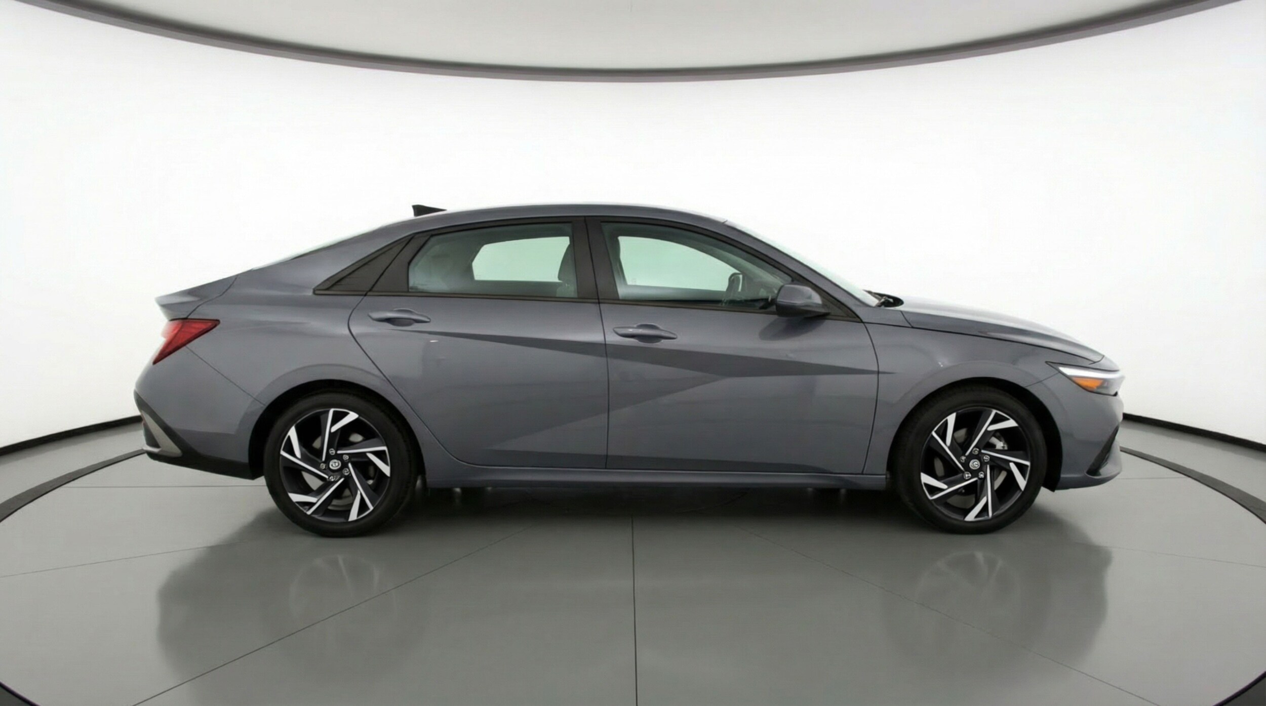 Thumbnail: 2025 Hyundai Elantra - 8