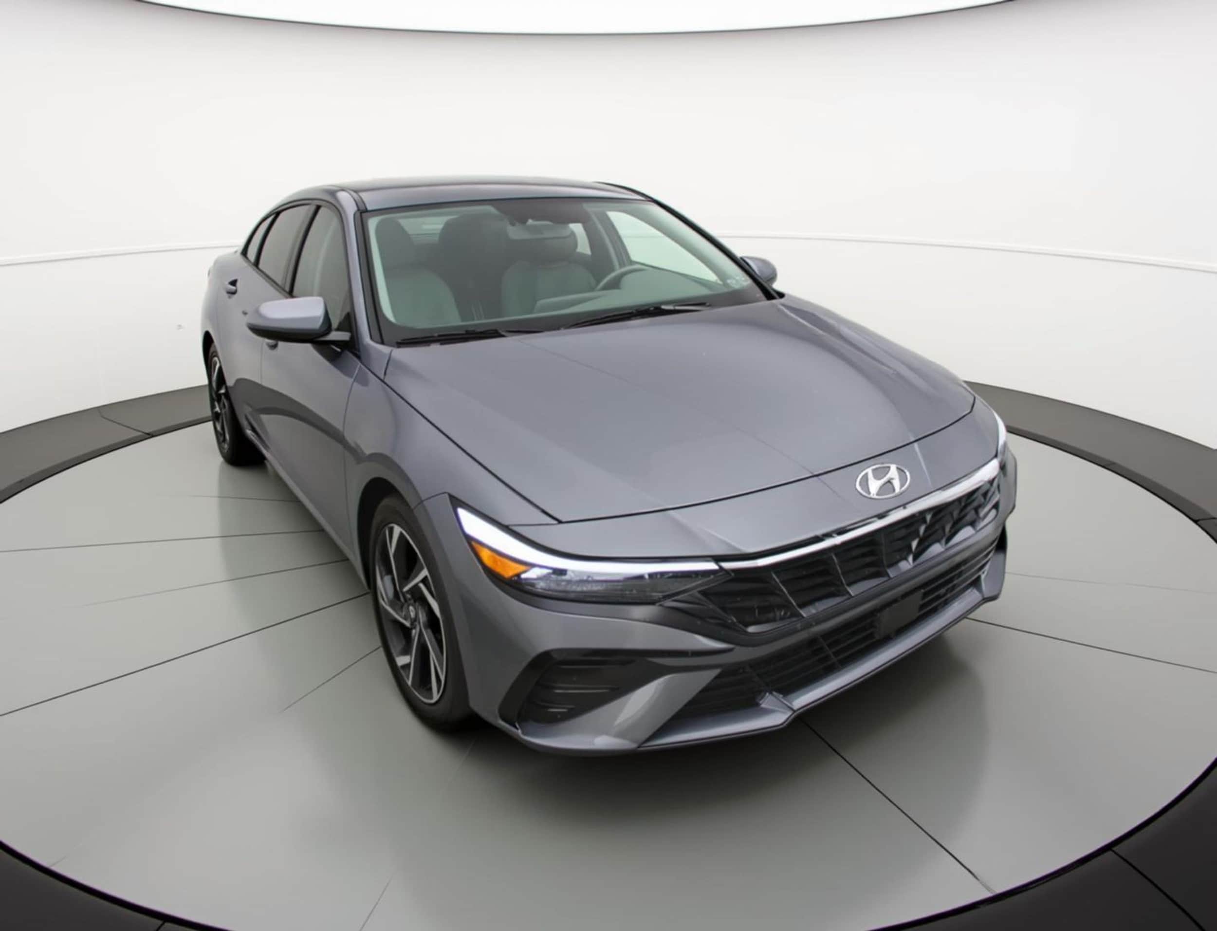 Thumbnail: 2025 Hyundai Elantra - 1