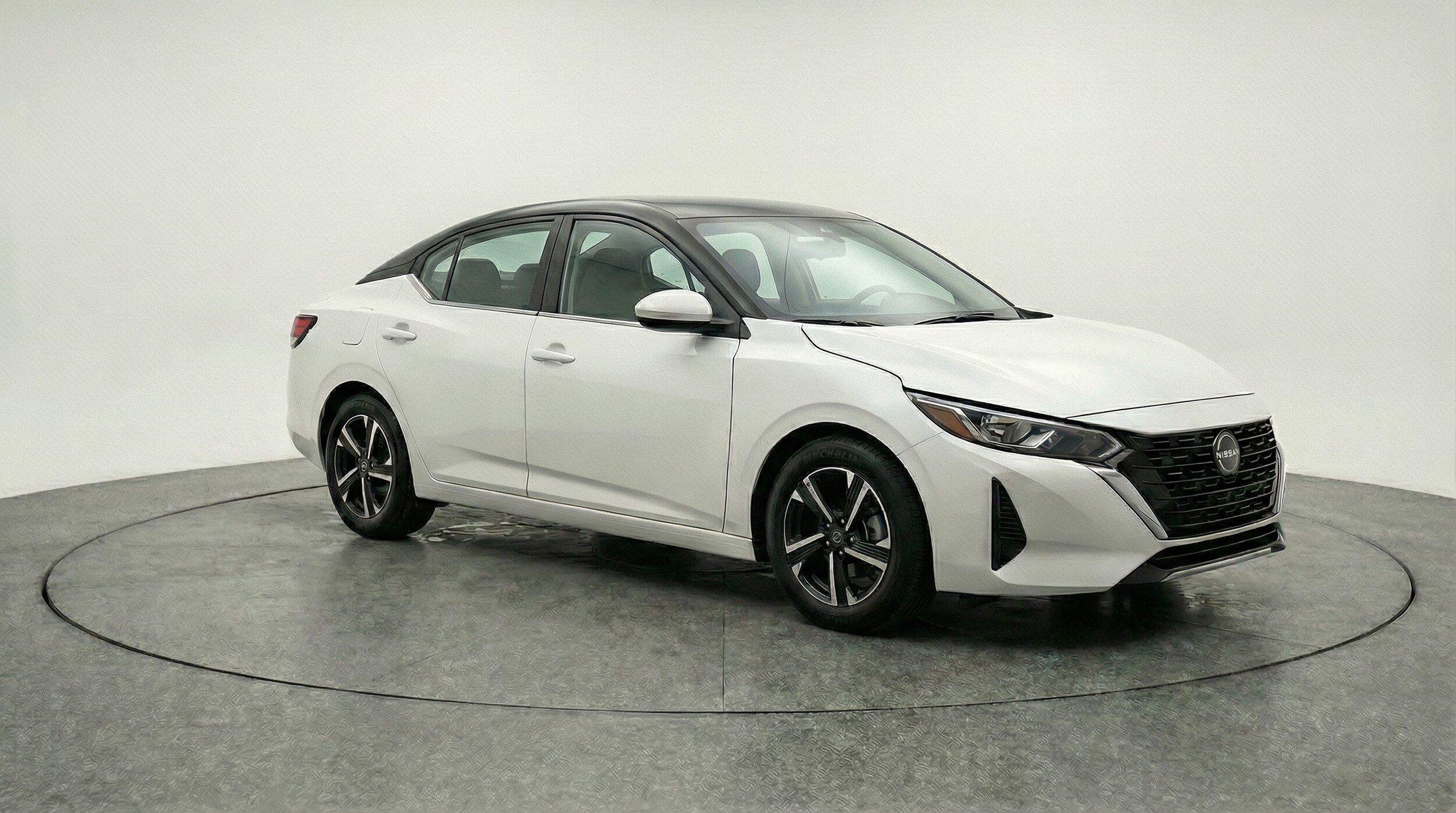 Thumbnail: 2025 Nissan Sentra - 1