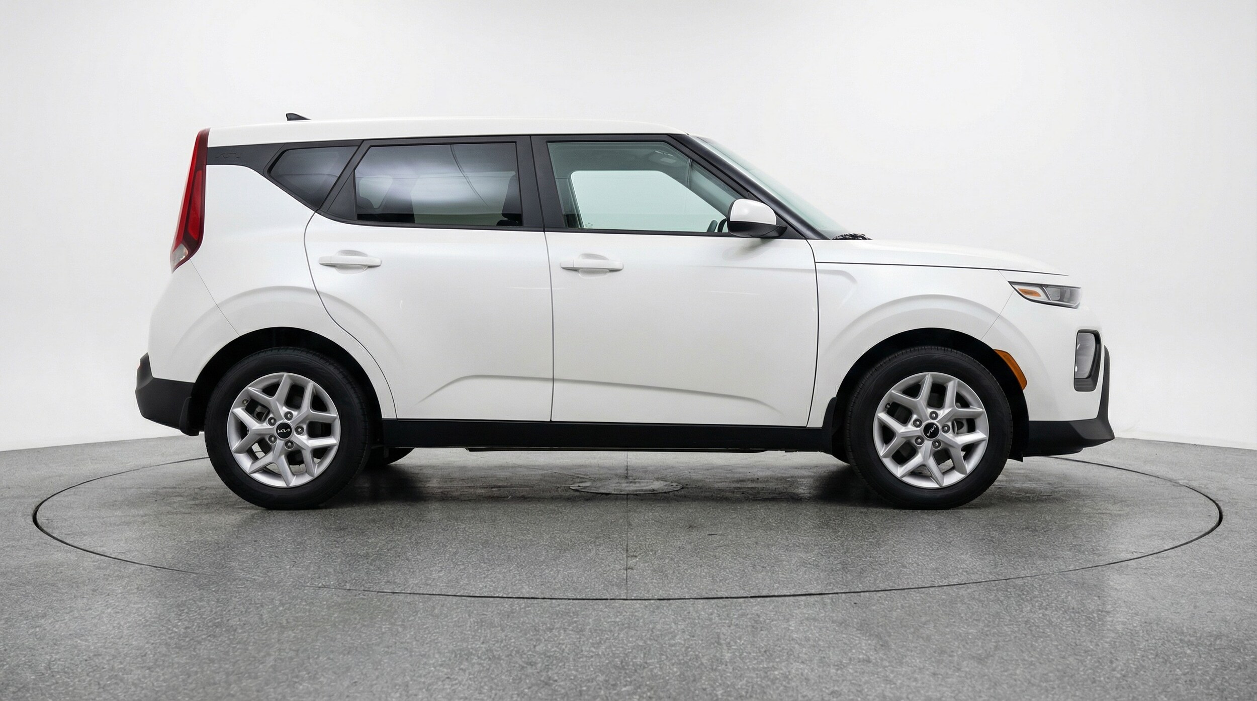 Thumbnail: 2025 Kia Soul - 8