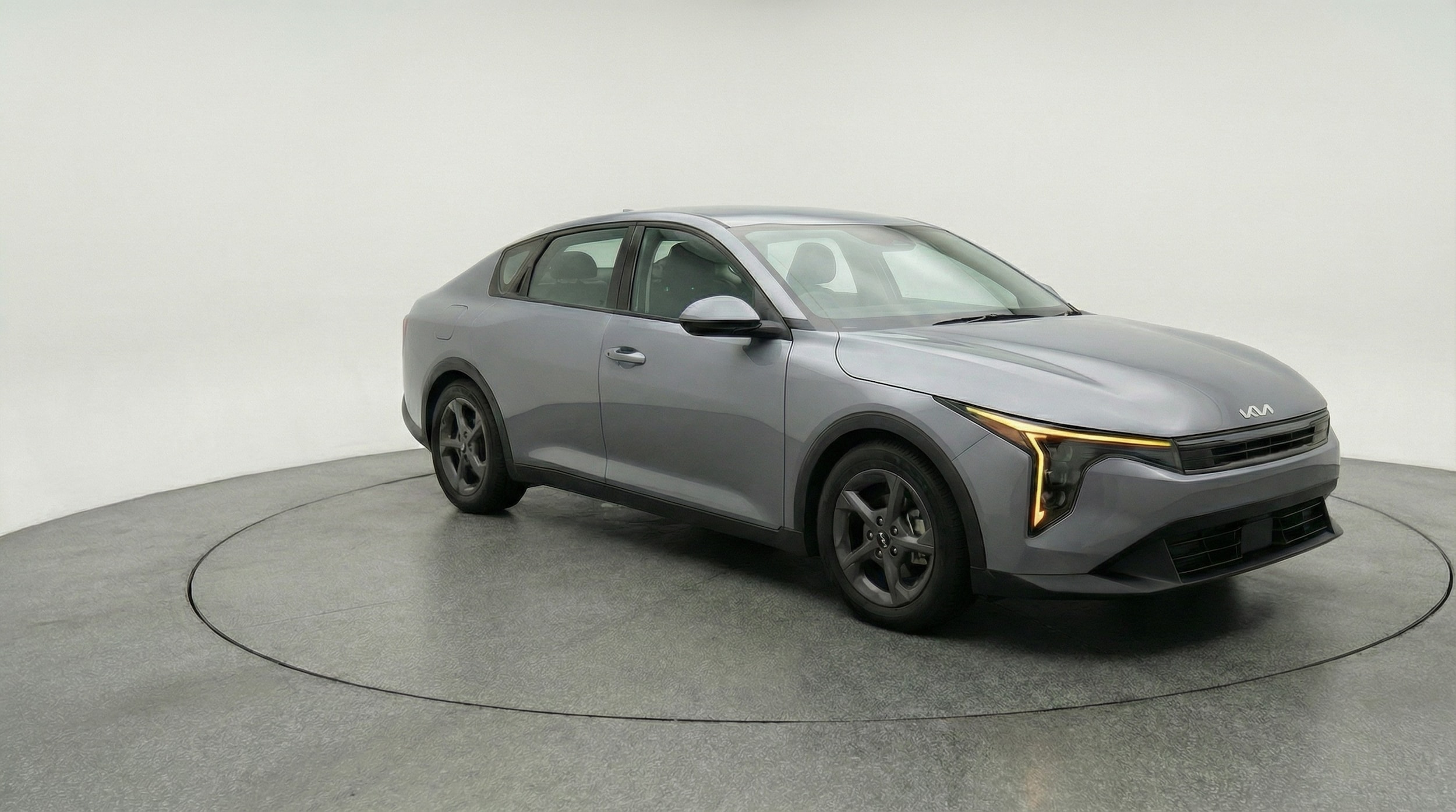 Thumbnail: 2025 Kia K4 - 1