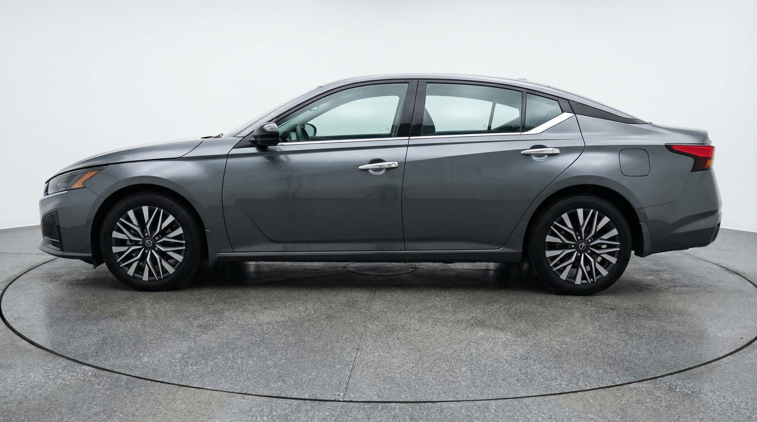 Thumbnail: 2025 Nissan Altima - 4