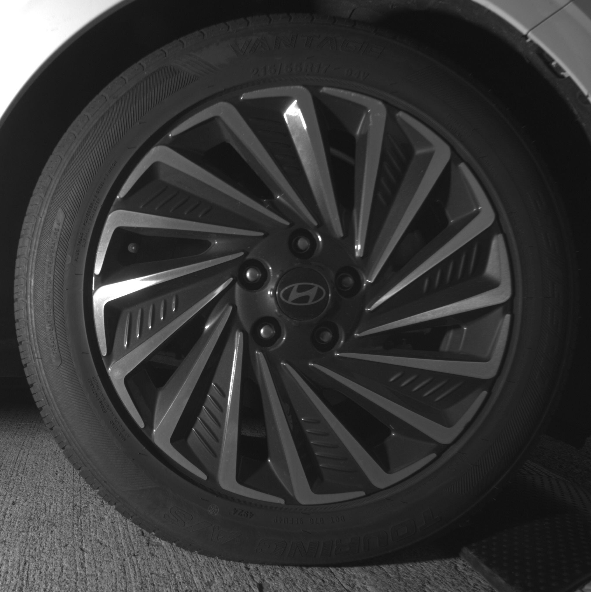 Thumbnail: 2024 Hyundai Sonata - 12