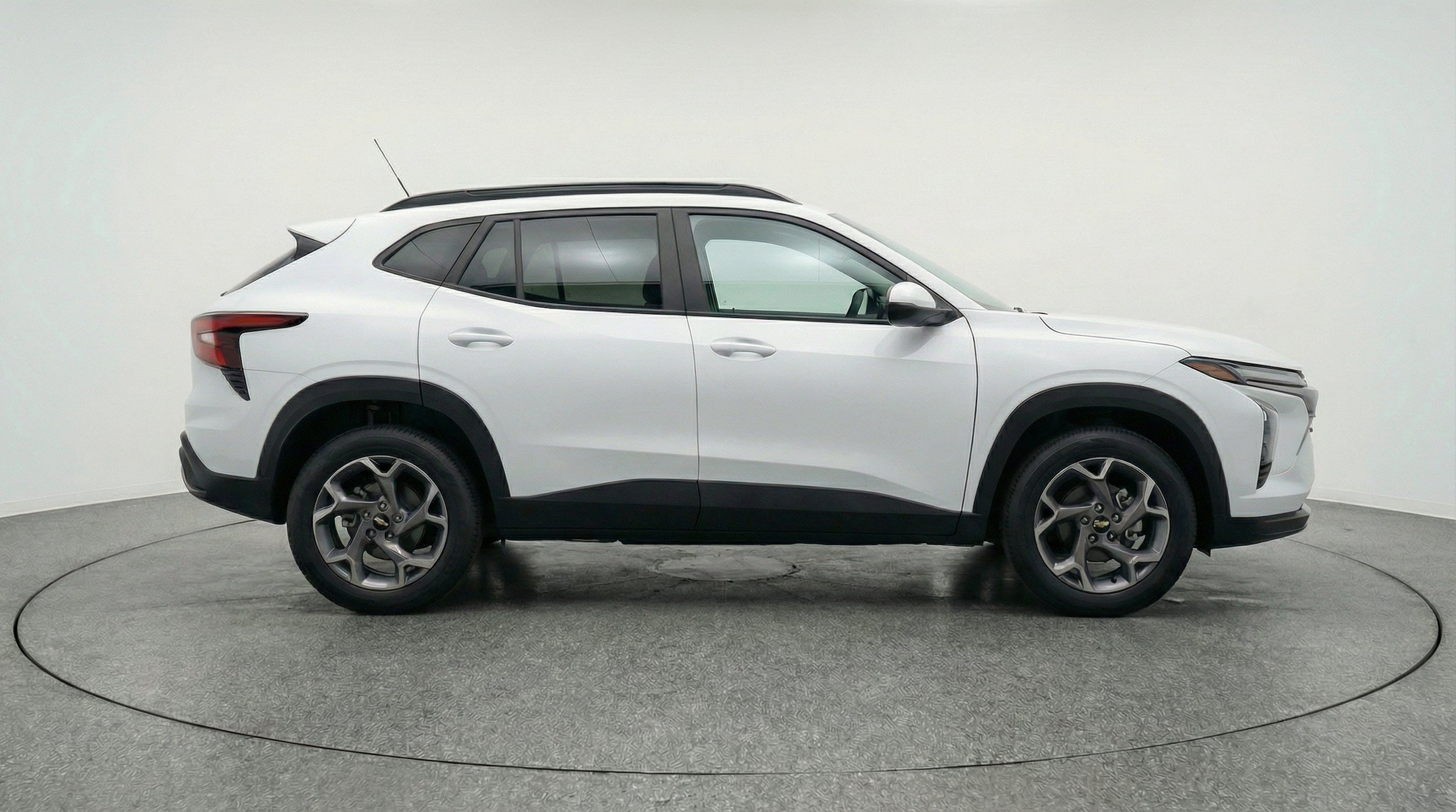 Thumbnail: 2025 Chevrolet Trax - 10