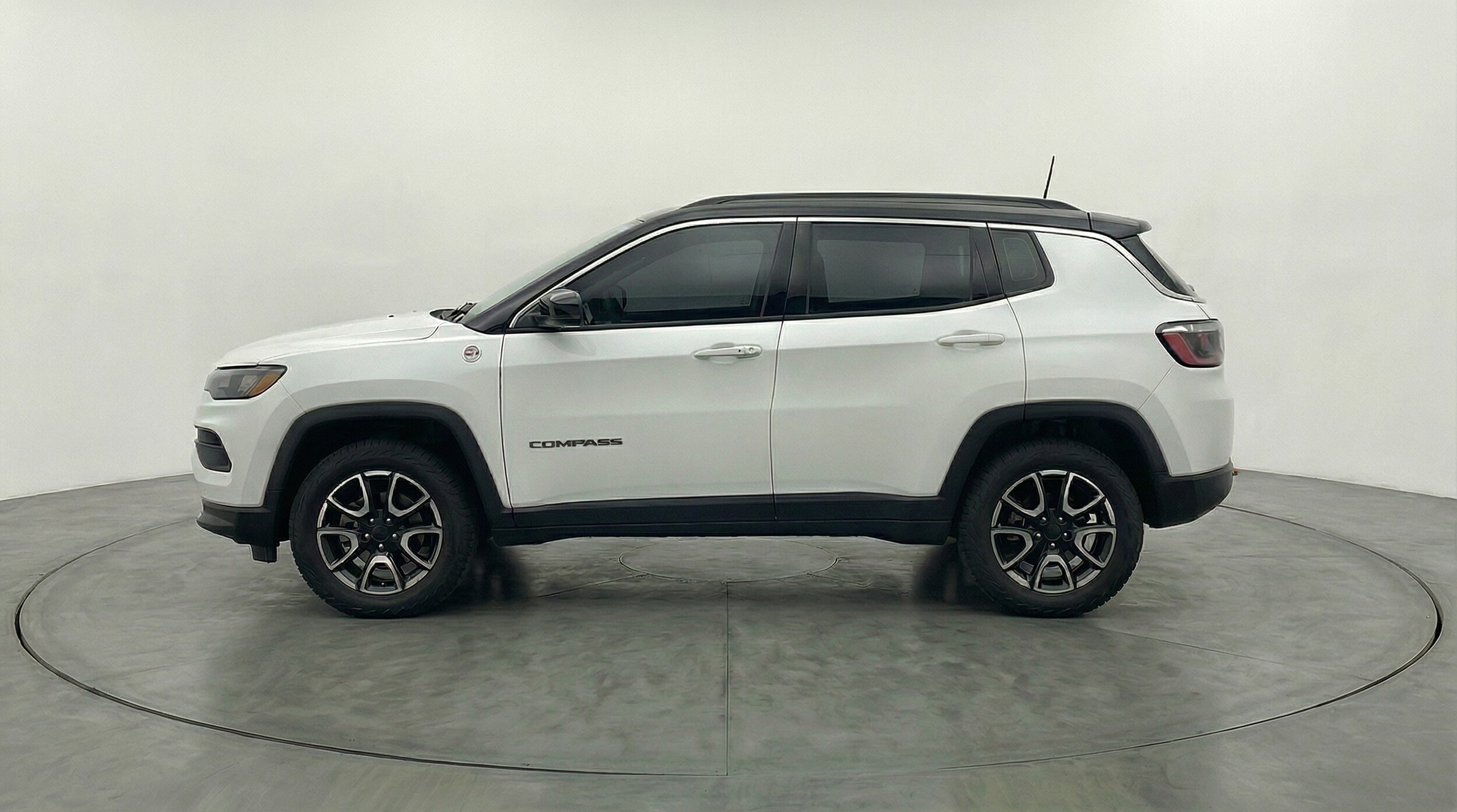 Thumbnail: 2025 Jeep Compass - 4