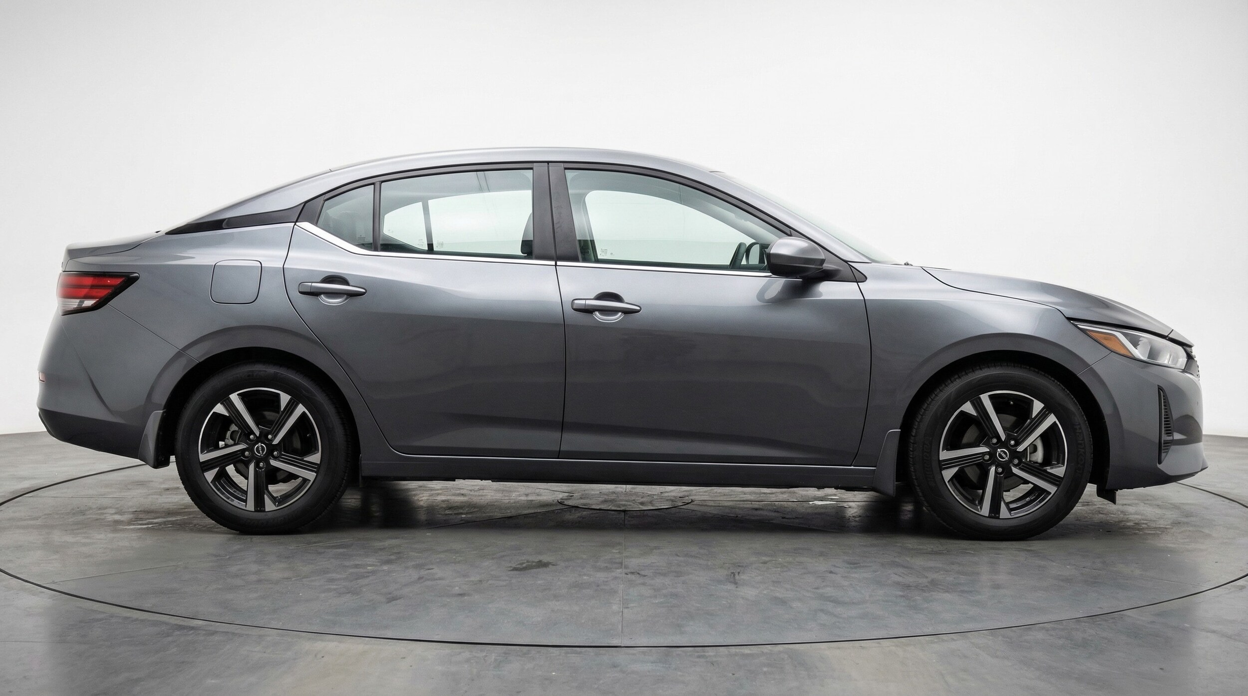 Thumbnail: 2025 Nissan Sentra - 8