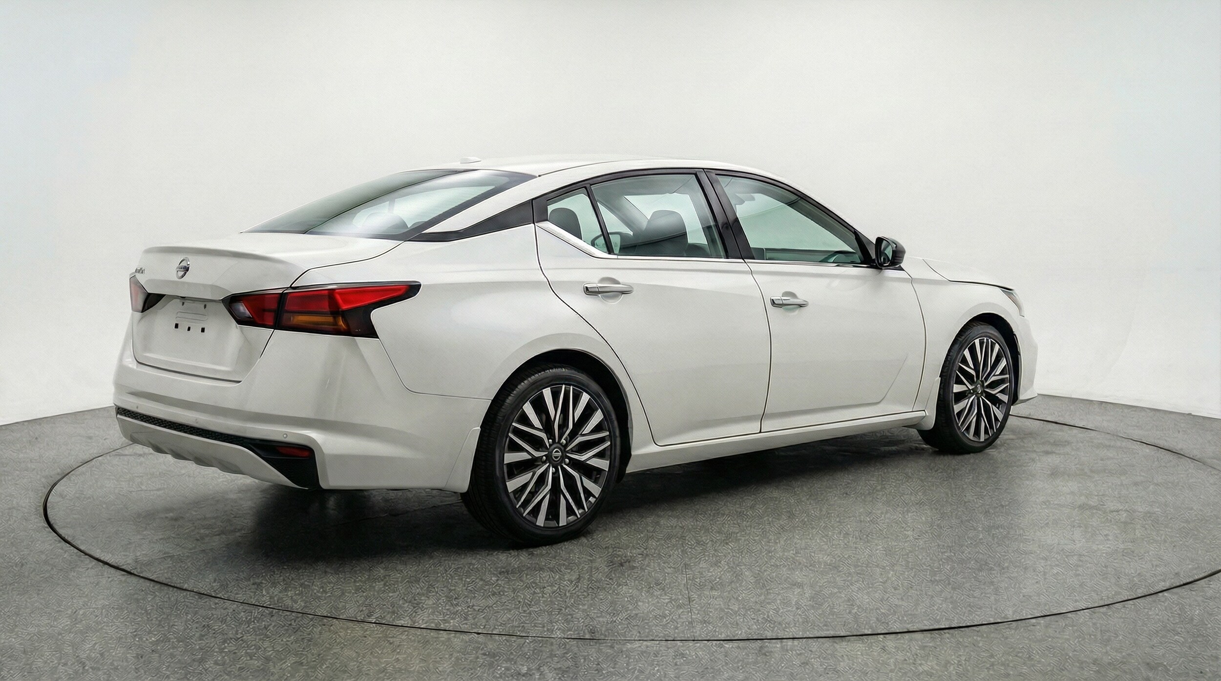 Thumbnail: 2025 Nissan Altima - 7