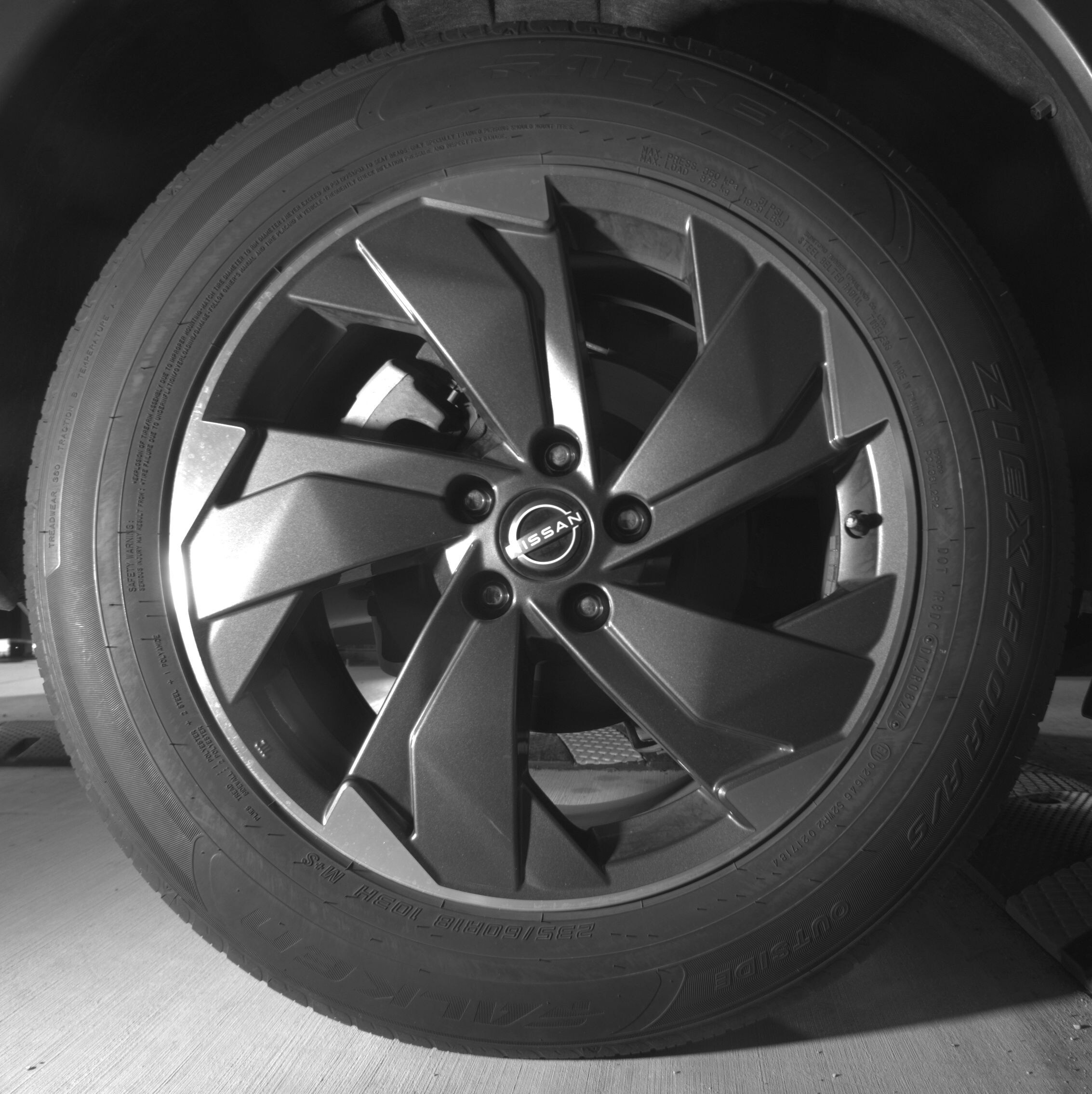 Thumbnail: 2025 Nissan Rogue - 12