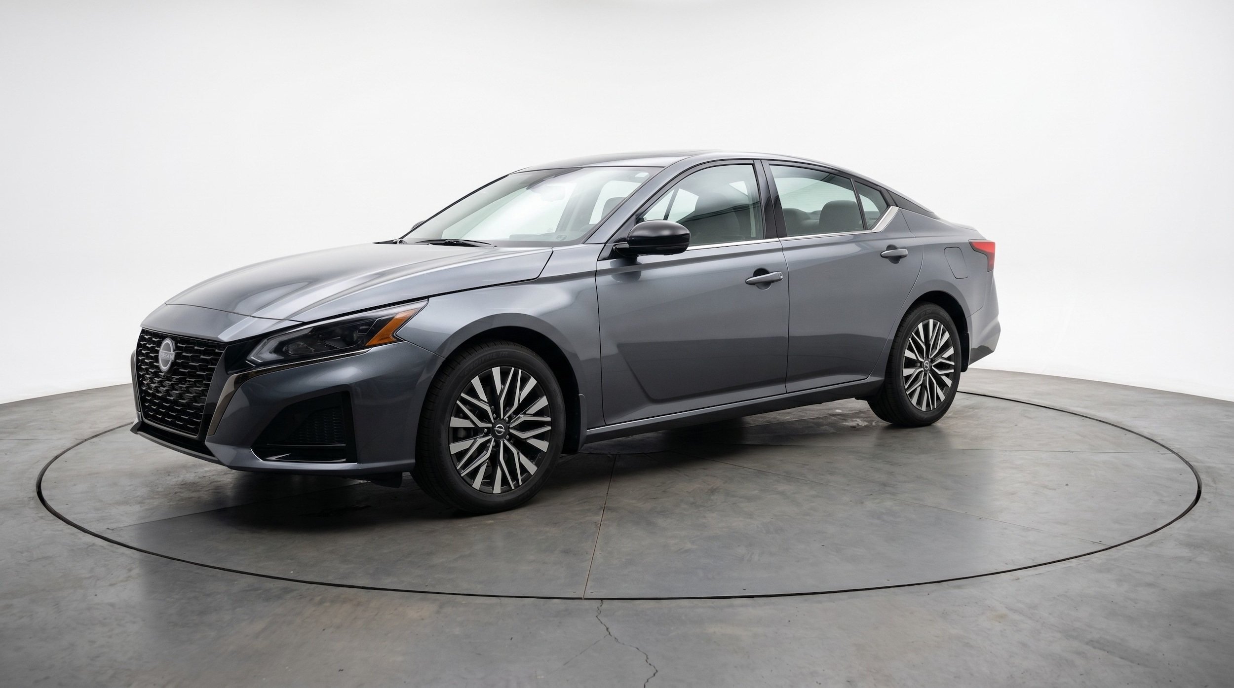 Thumbnail: 2025 Nissan Altima - 3