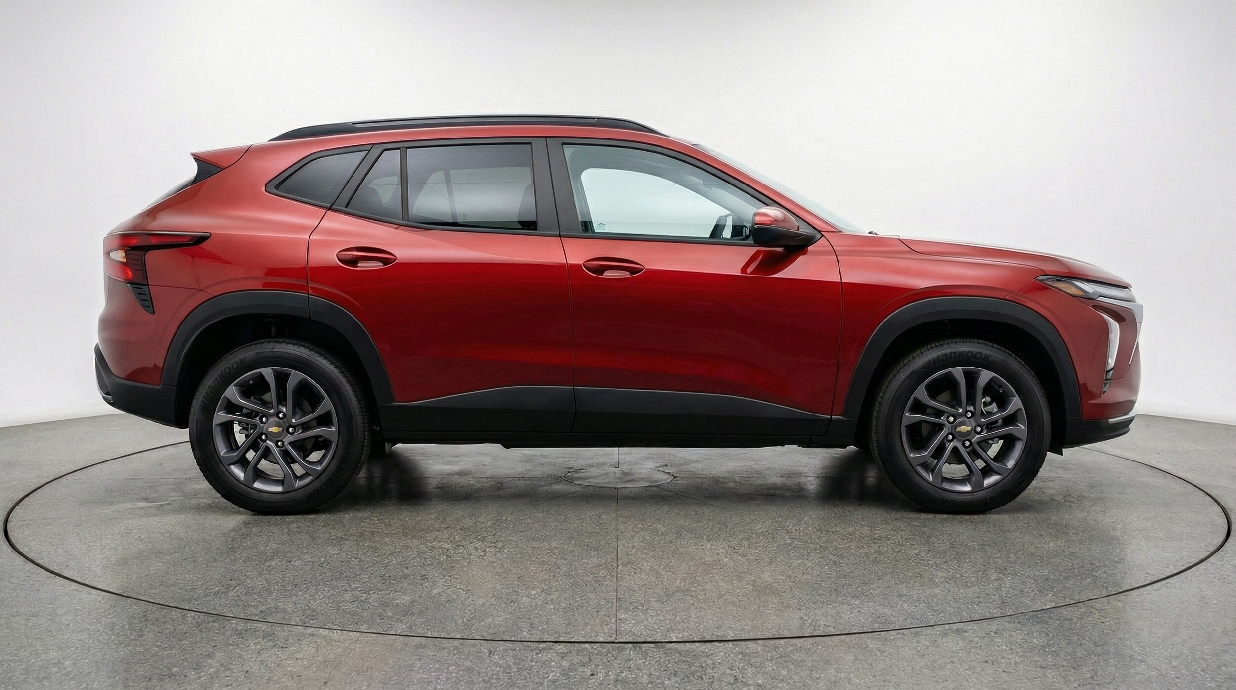 Thumbnail: 2025 Chevrolet Trax - 8