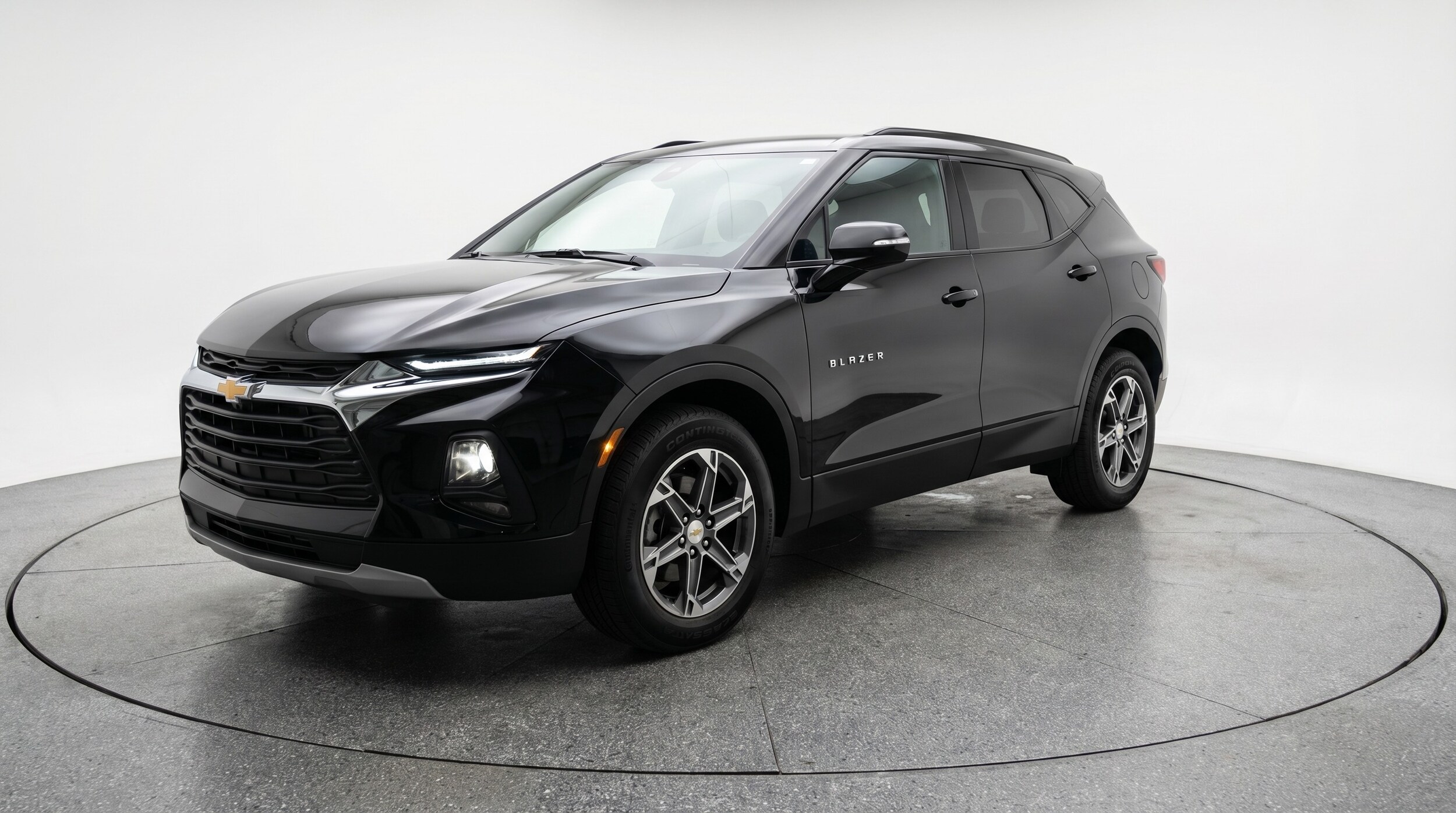 Thumbnail: 2025 Chevrolet Blazer - 3