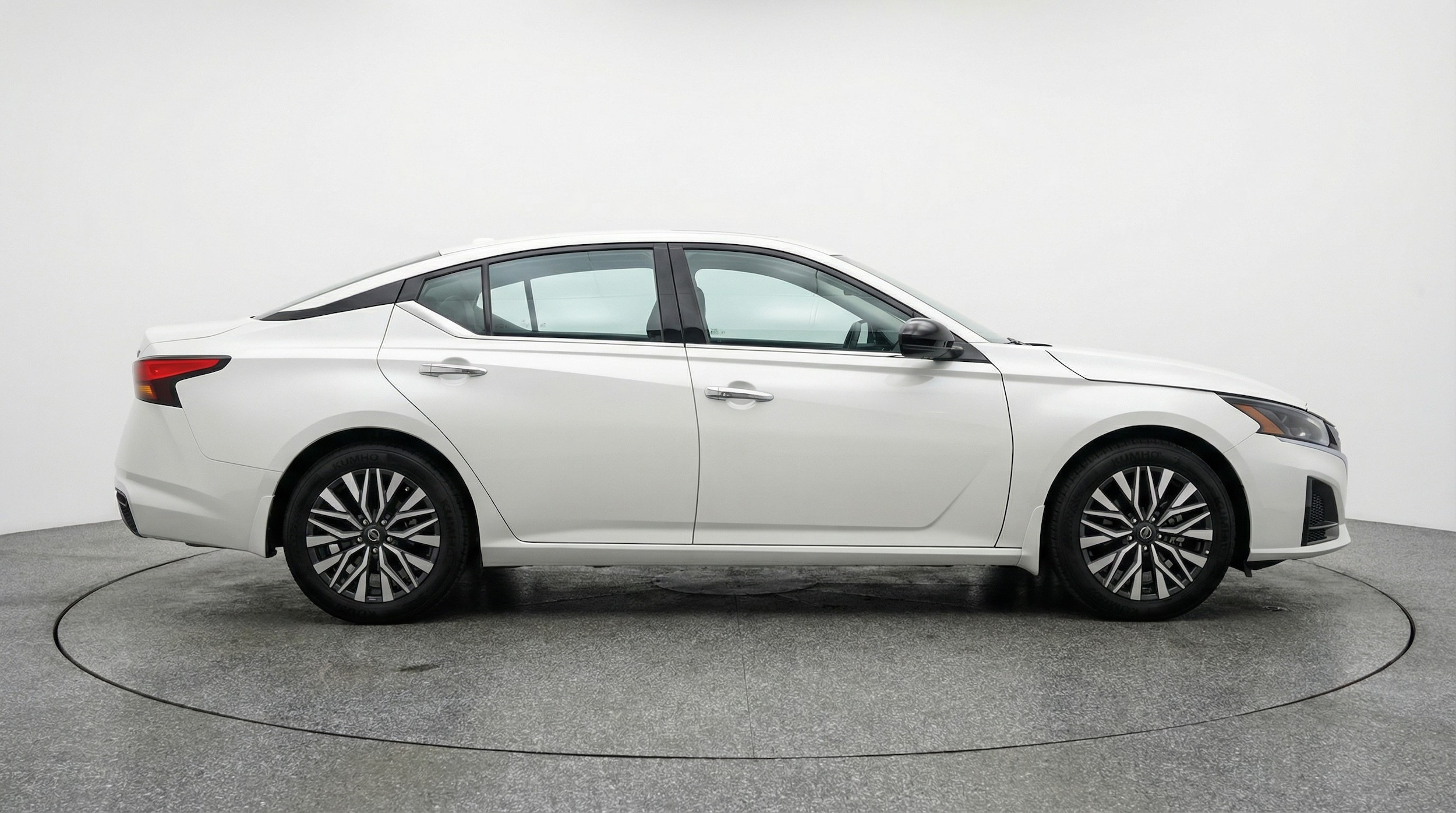 Thumbnail: 2025 Nissan Altima - 8