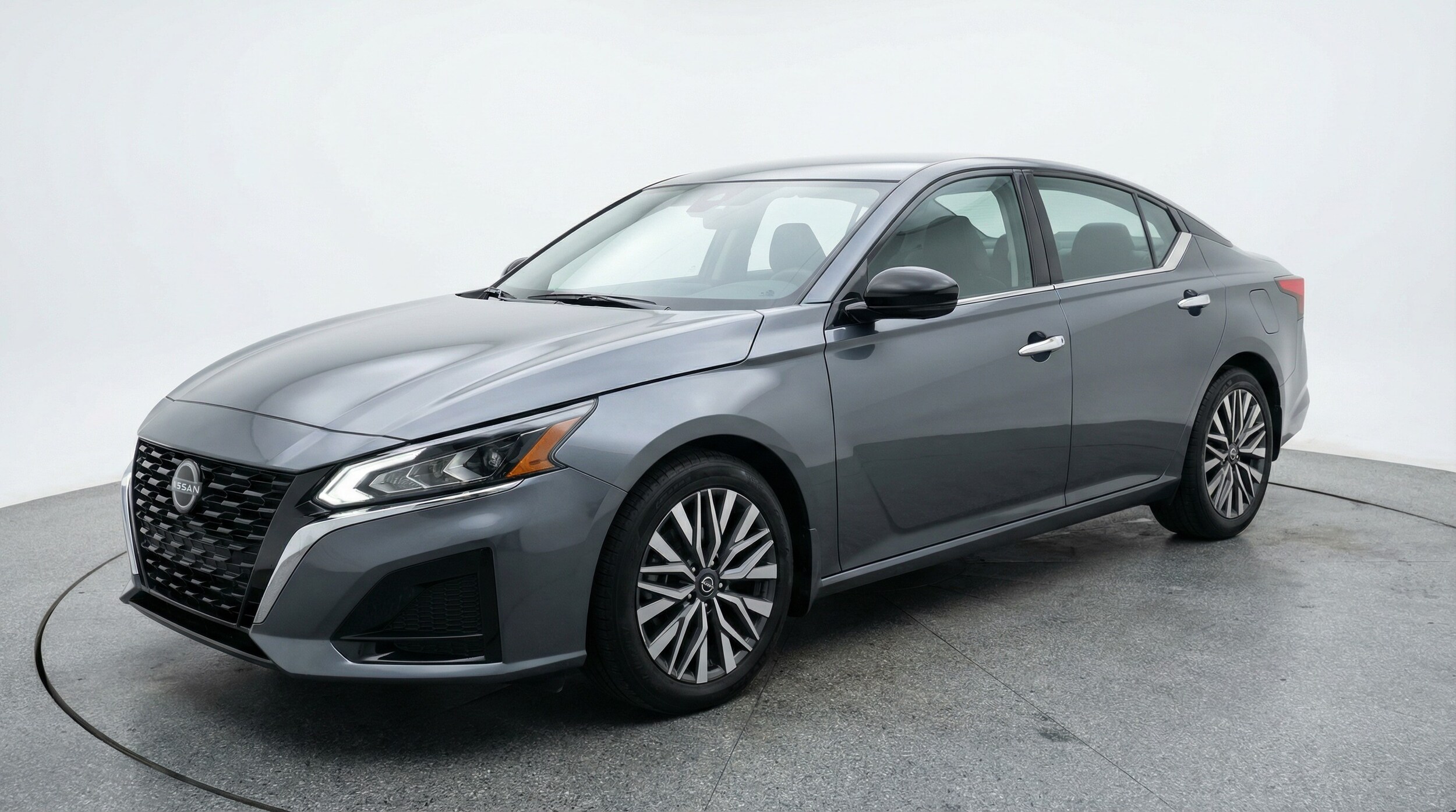 Thumbnail: 2025 Nissan Altima - 3