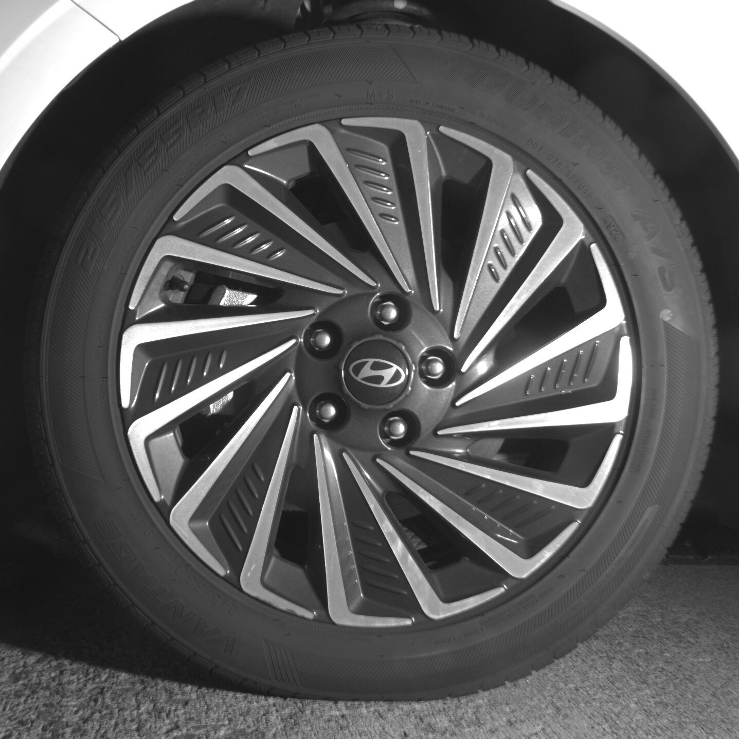 Thumbnail: 2024 Hyundai Sonata - 9