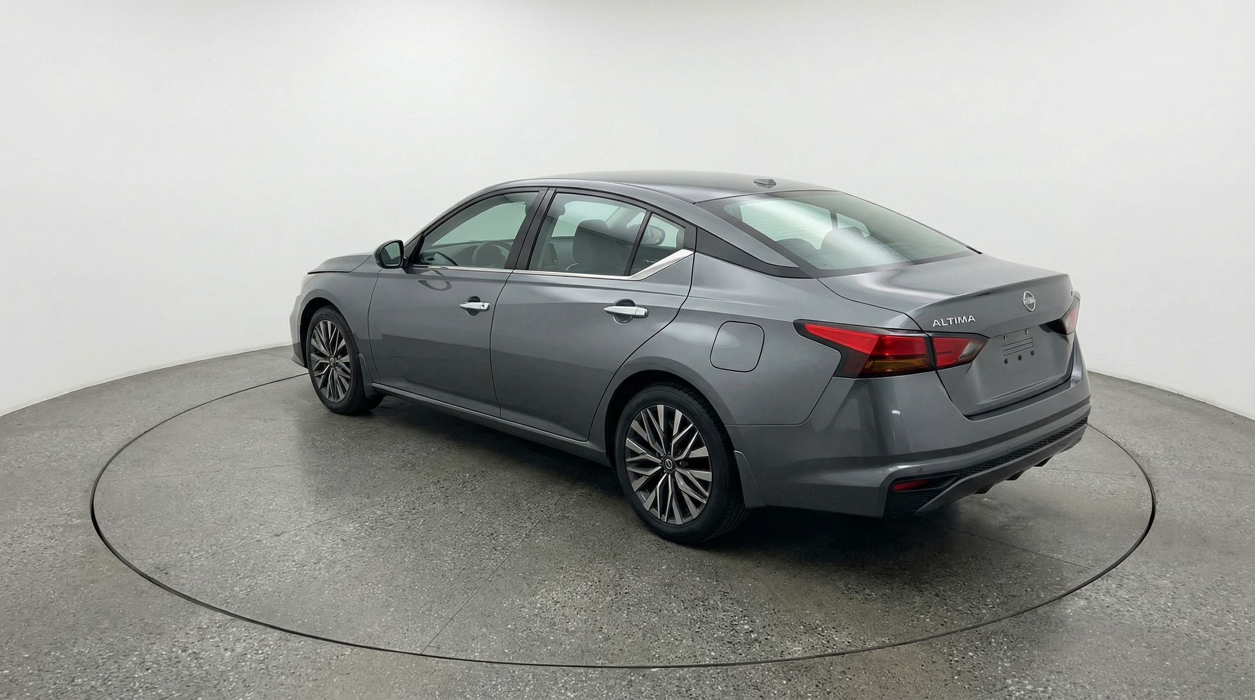 Thumbnail: 2025 Nissan Altima - 5