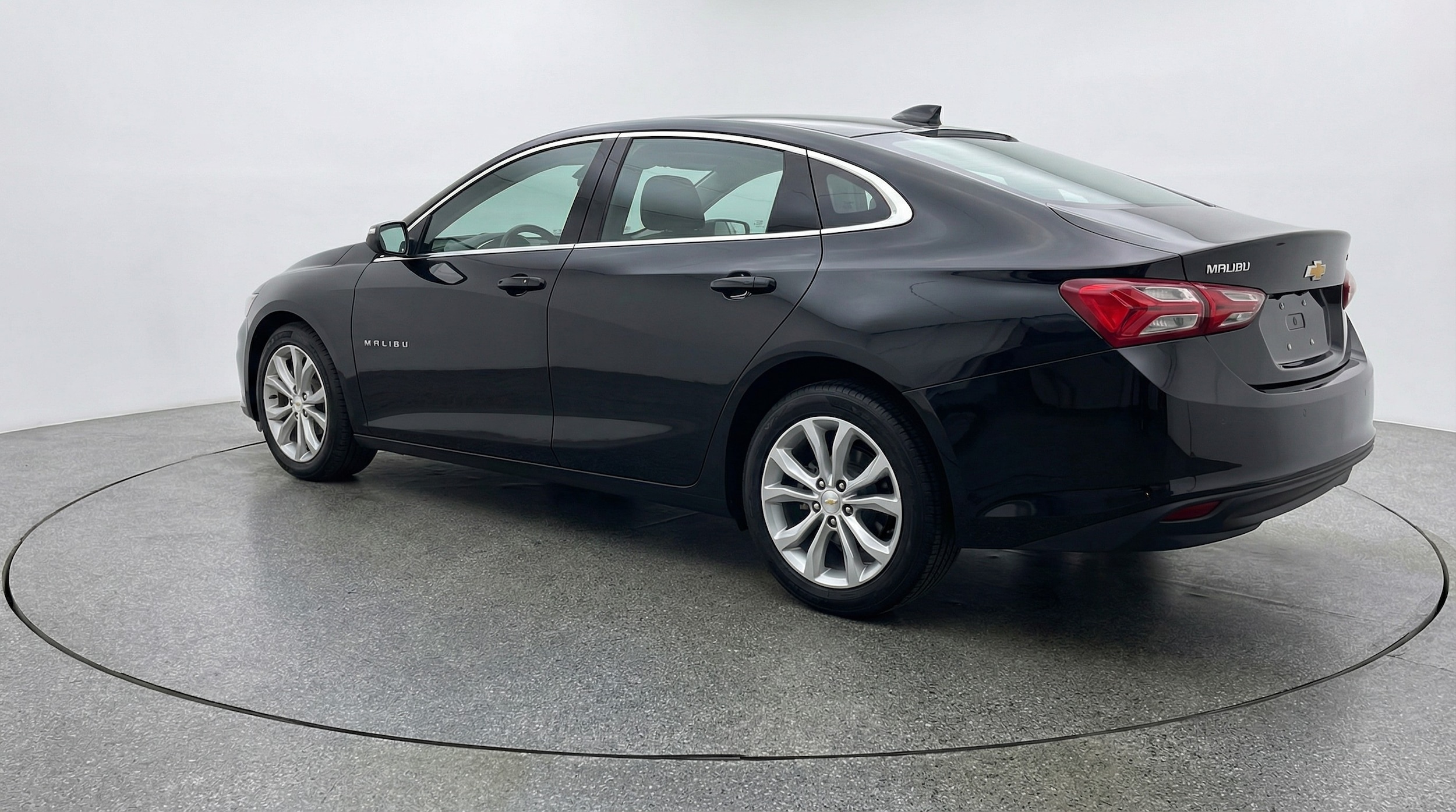 Thumbnail: 2024 Chevrolet Malibu - 5