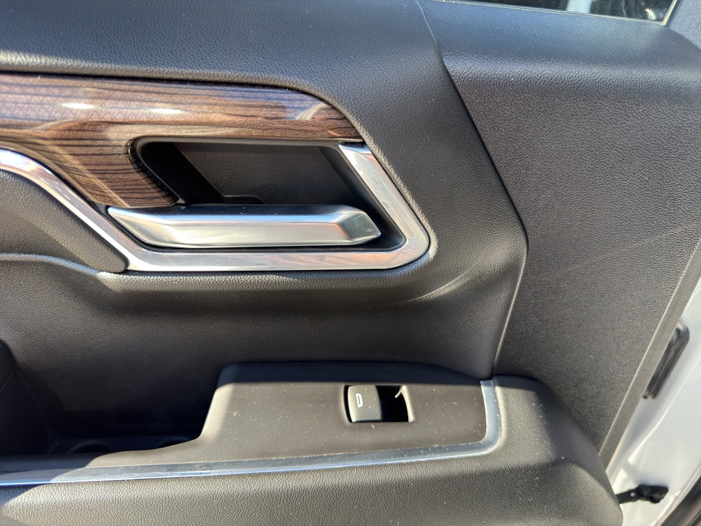 2024 Chevrolet Silverado 1500 LT Trail Boss - Photo 8