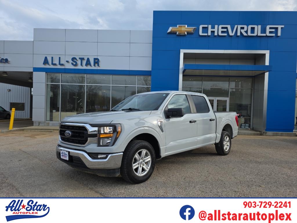 2023 Ford F-150 XL's photo