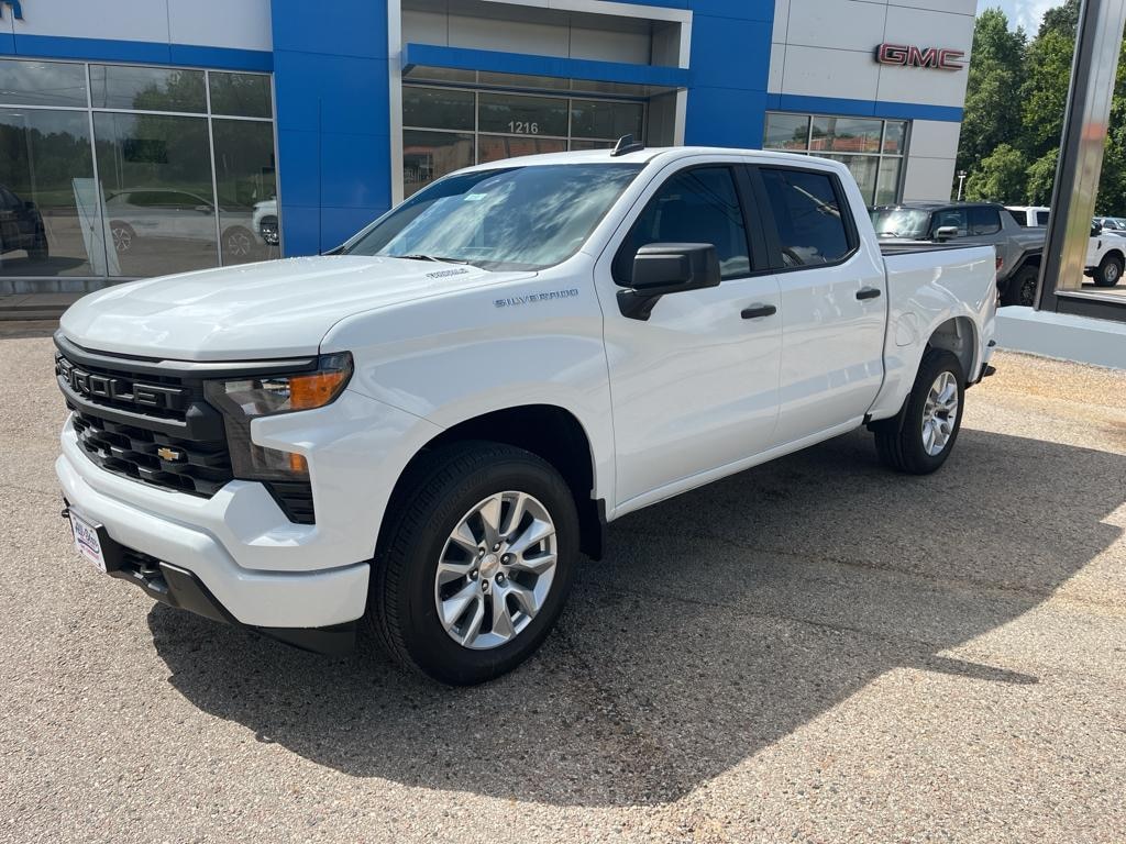 New 2025 Chevrolet Silverado 1500 Custom Truck