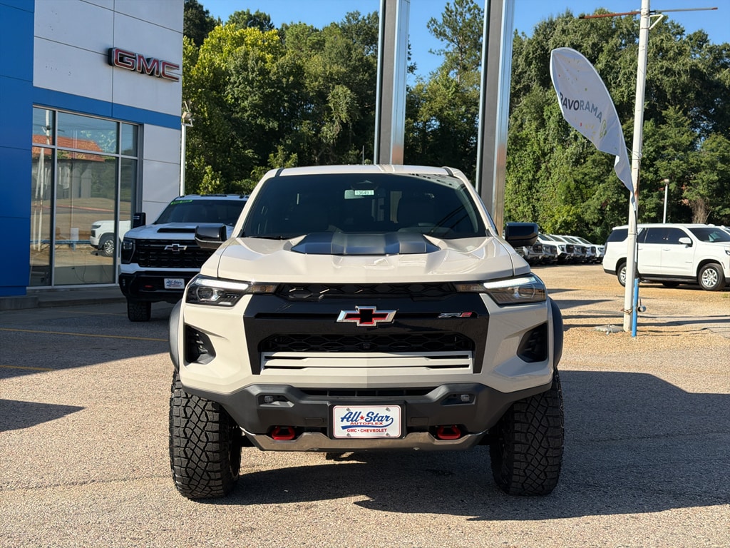 2026 Chevrolet Colorado ZR2 - Photo 14