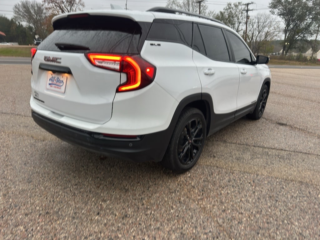 Used 2022 GMC Terrain SLE SUV
