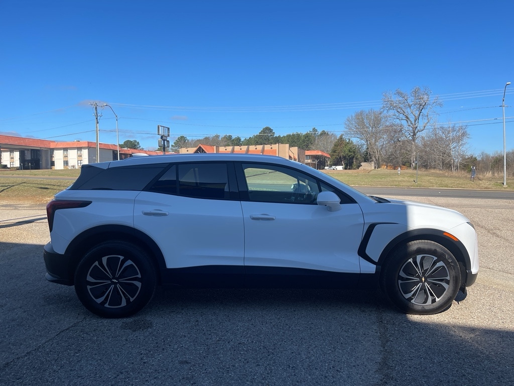 2025 Chevrolet Blazer EV LT - Photo 11