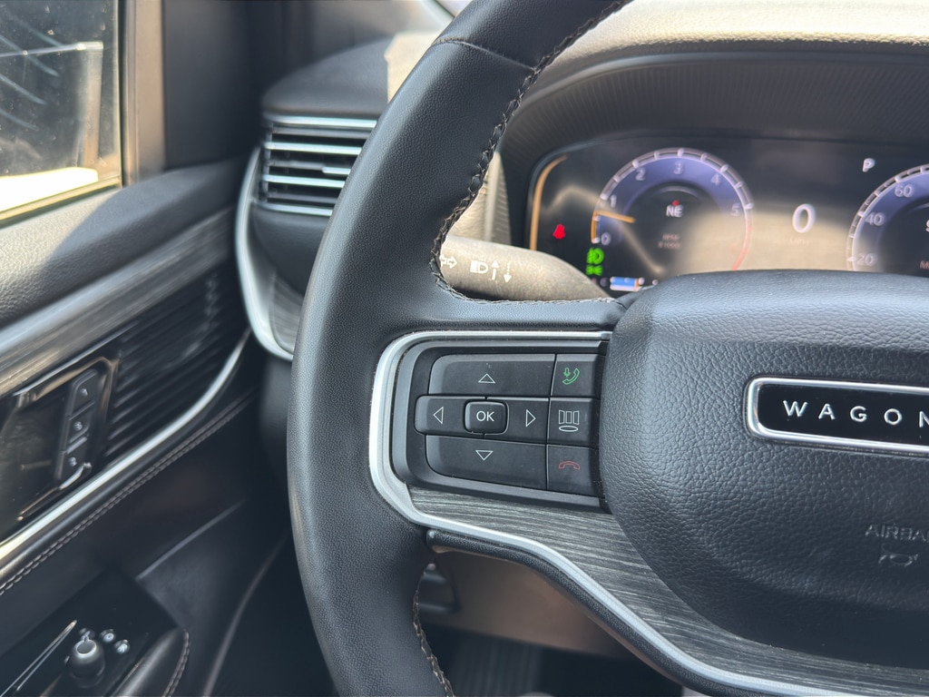 2024 Jeep Wagoneer L Series II - Photo 30