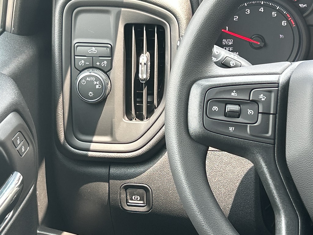 2026 Chevrolet Silverado 1500 Custom - Photo 14