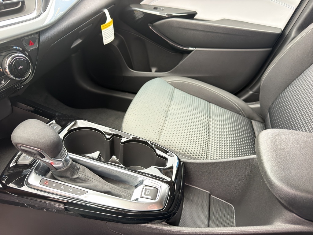 2026 Chevrolet Trax LT - Photo 21
