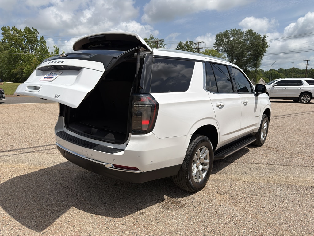 2025 Chevrolet Tahoe LT - Photo 11