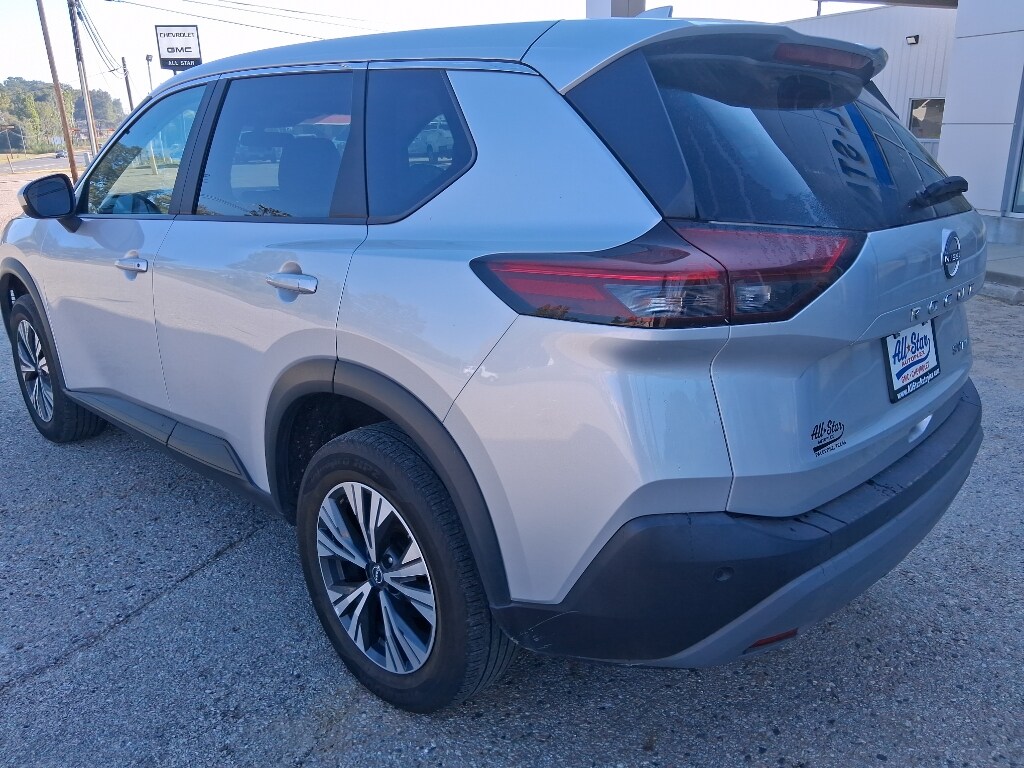 2023 Nissan Rogue SV photo 3