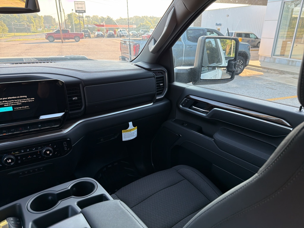 2026 Chevrolet Silverado 3500 HD LT - Photo 21